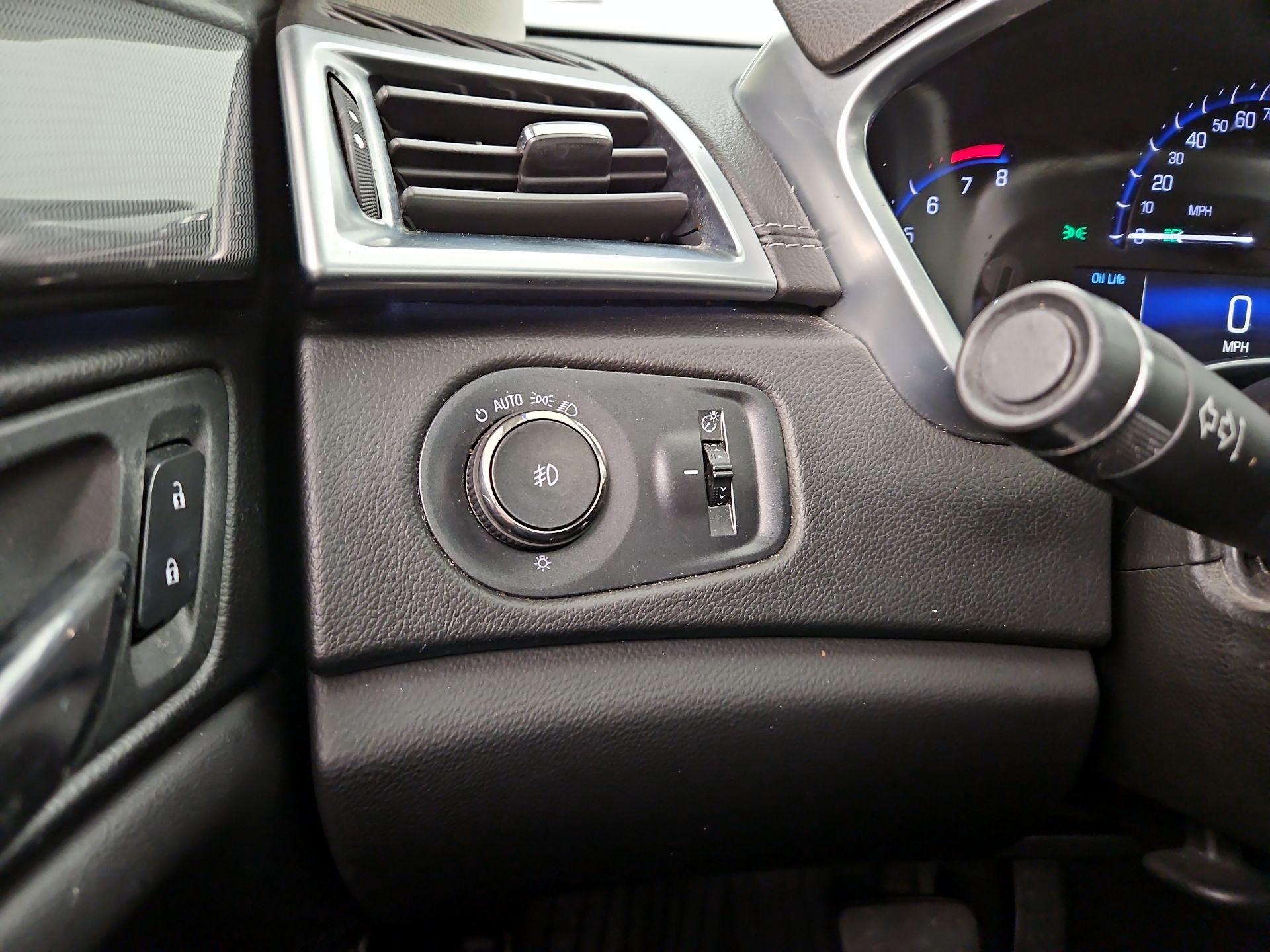 Thumbnail: 2016 Cadillac SRX - 13