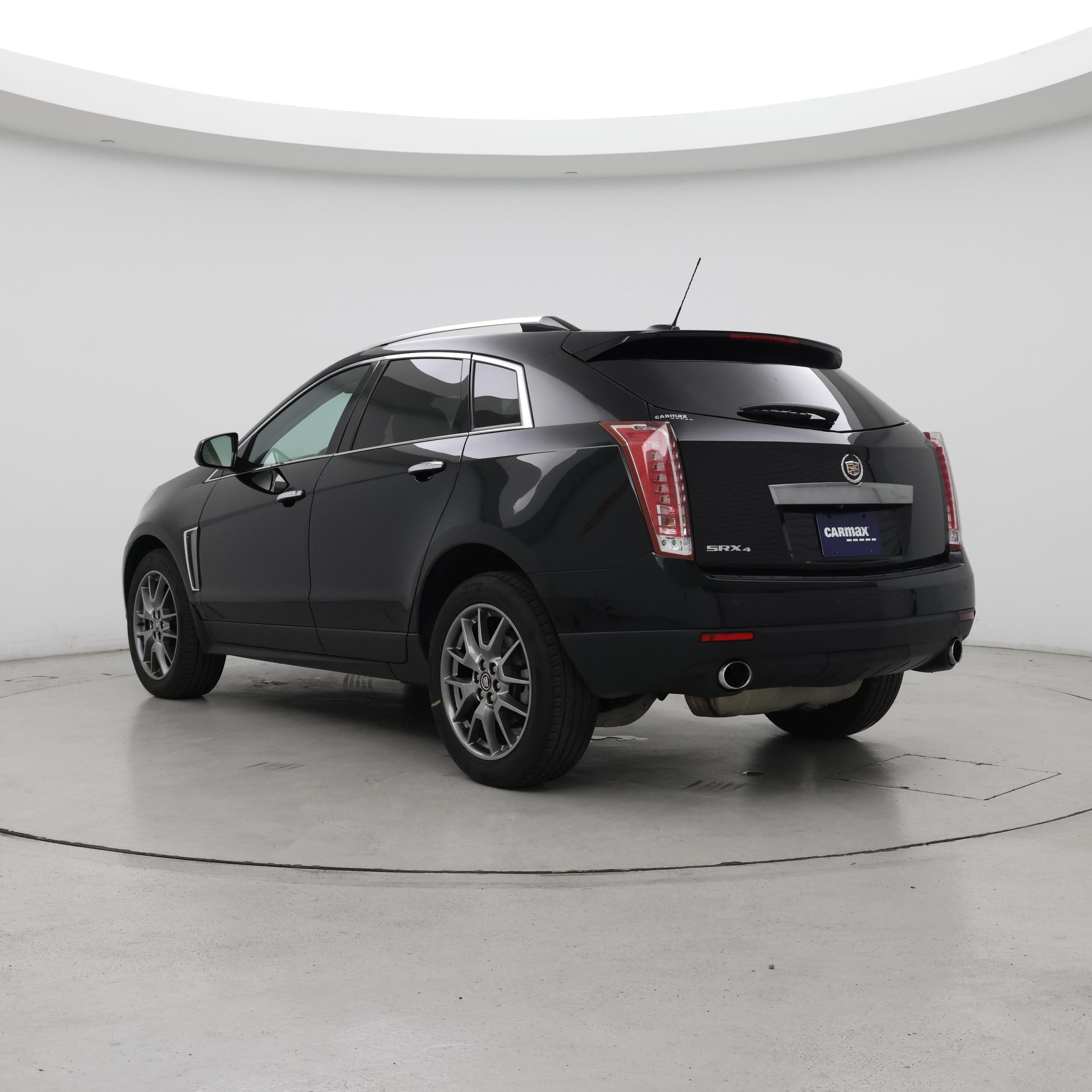 Thumbnail: 2016 Cadillac SRX - 2