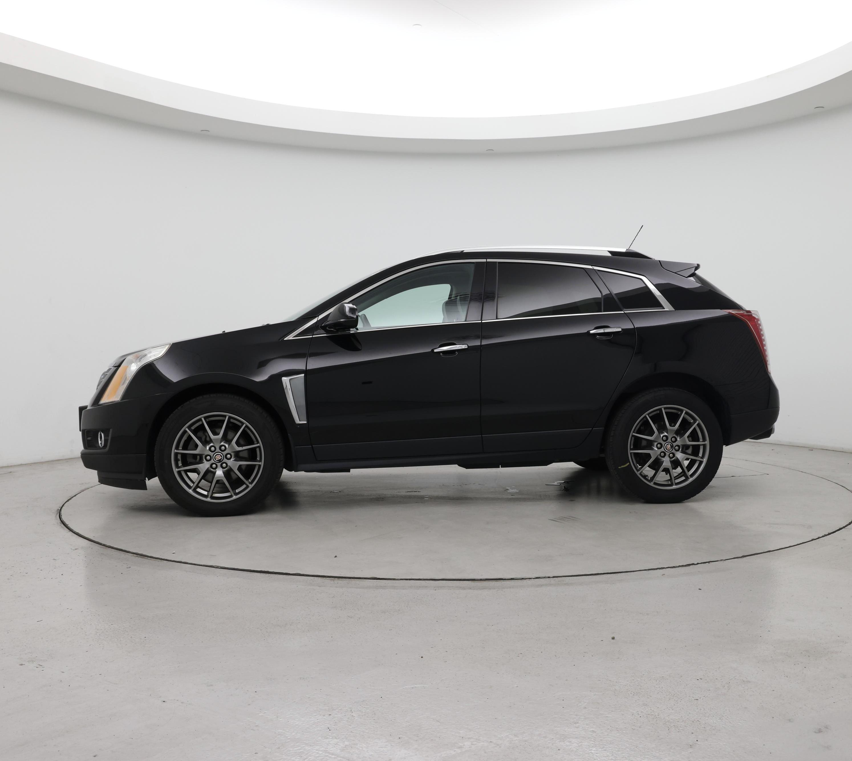 Thumbnail: 2016 Cadillac SRX - 3