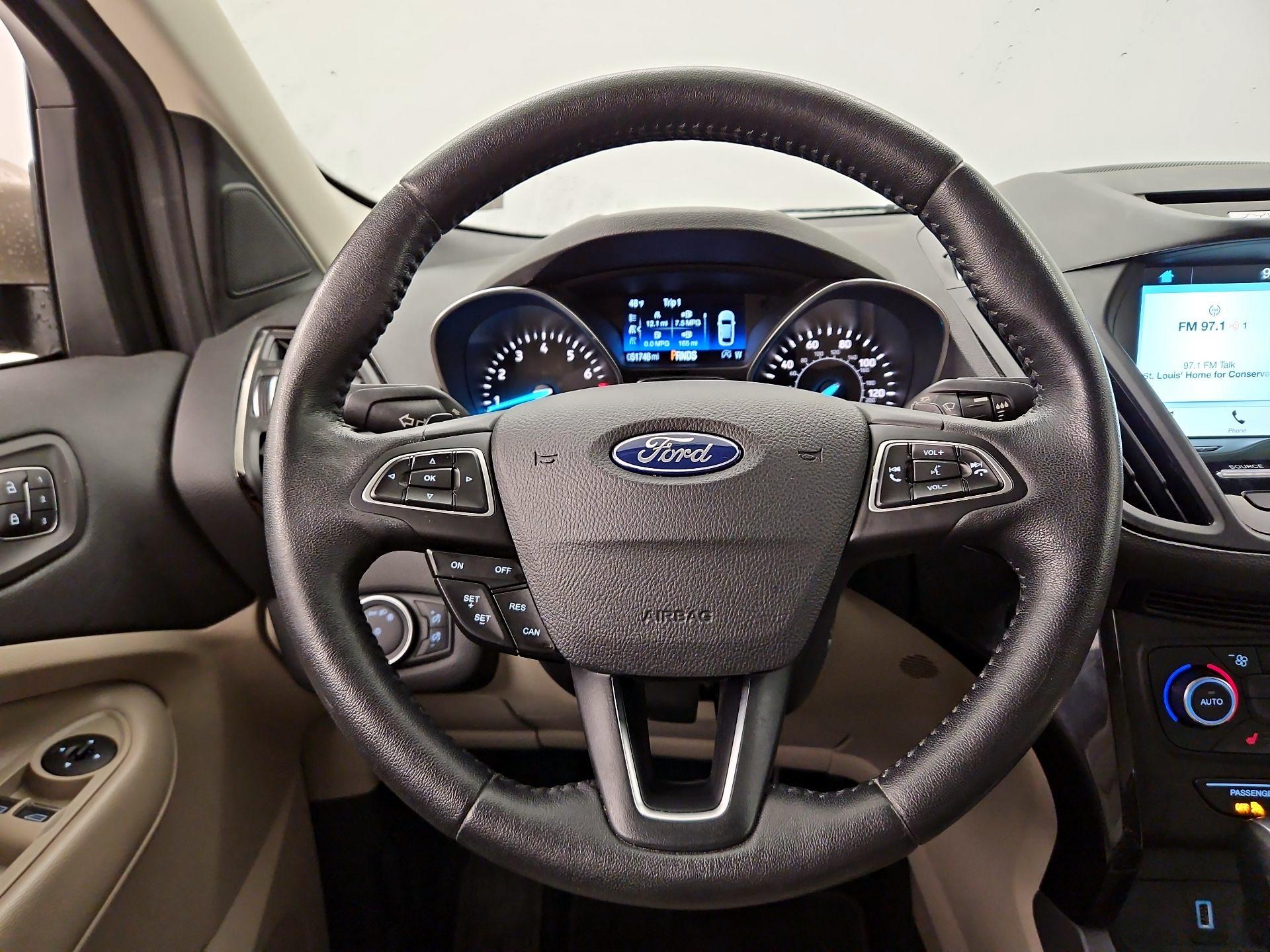 Thumbnail: 2017 Ford Escape - 10