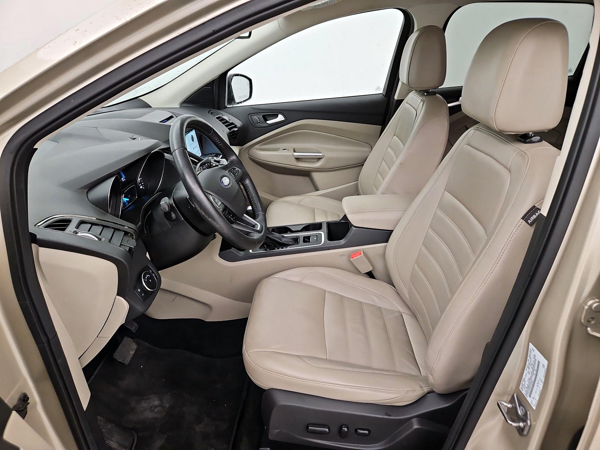 Thumbnail: 2017 Ford Escape - 11