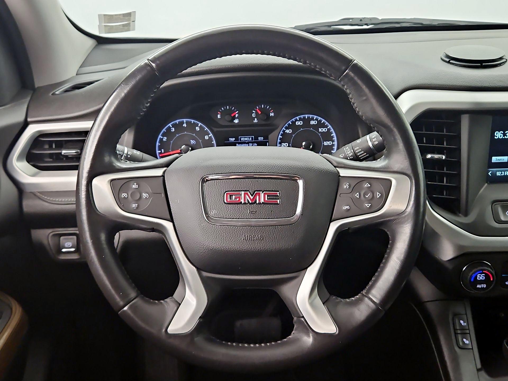 Thumbnail: 2019 GMC Acadia - 10
