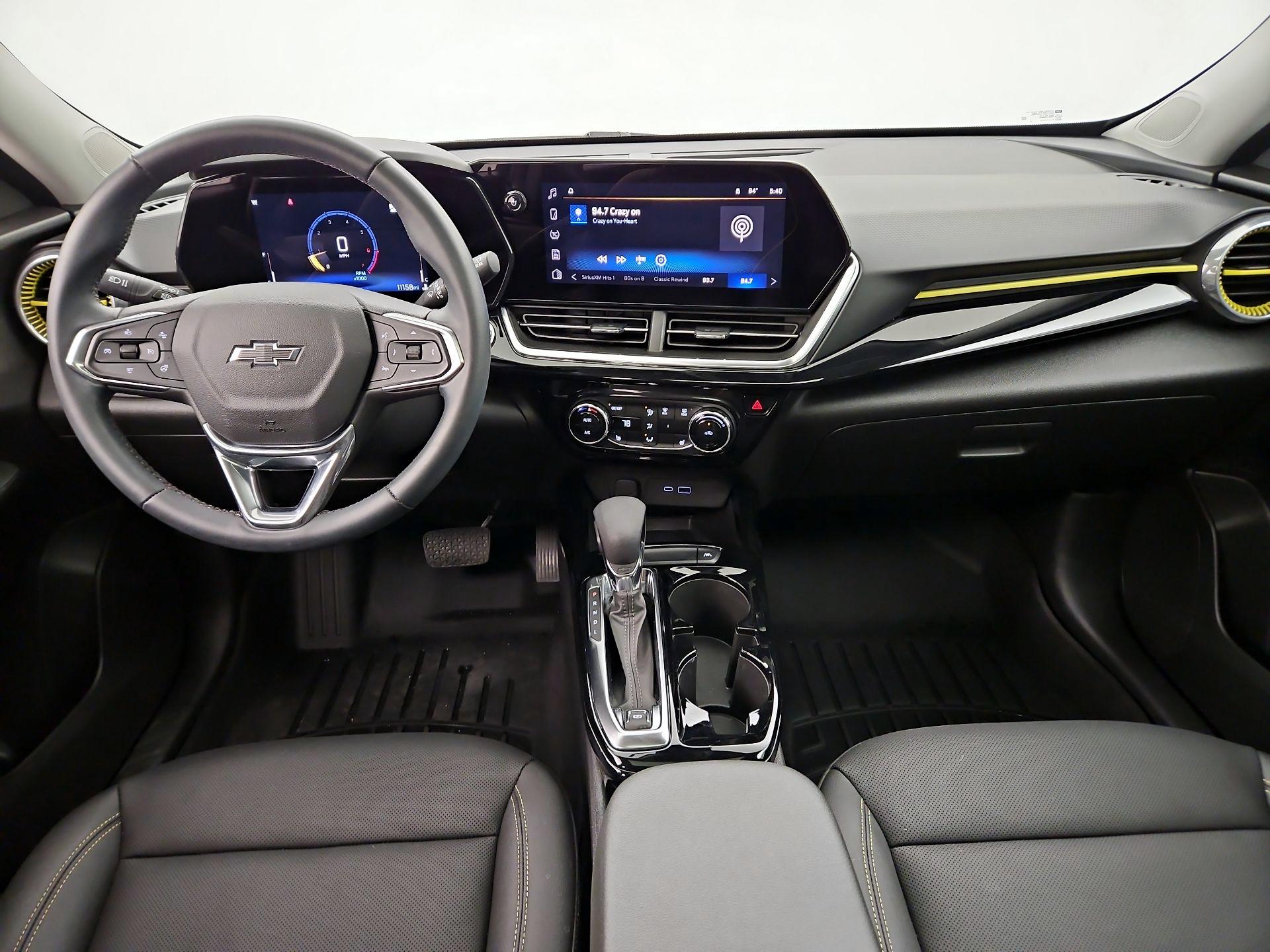 Thumbnail: 2024 Chevrolet Trax - 9