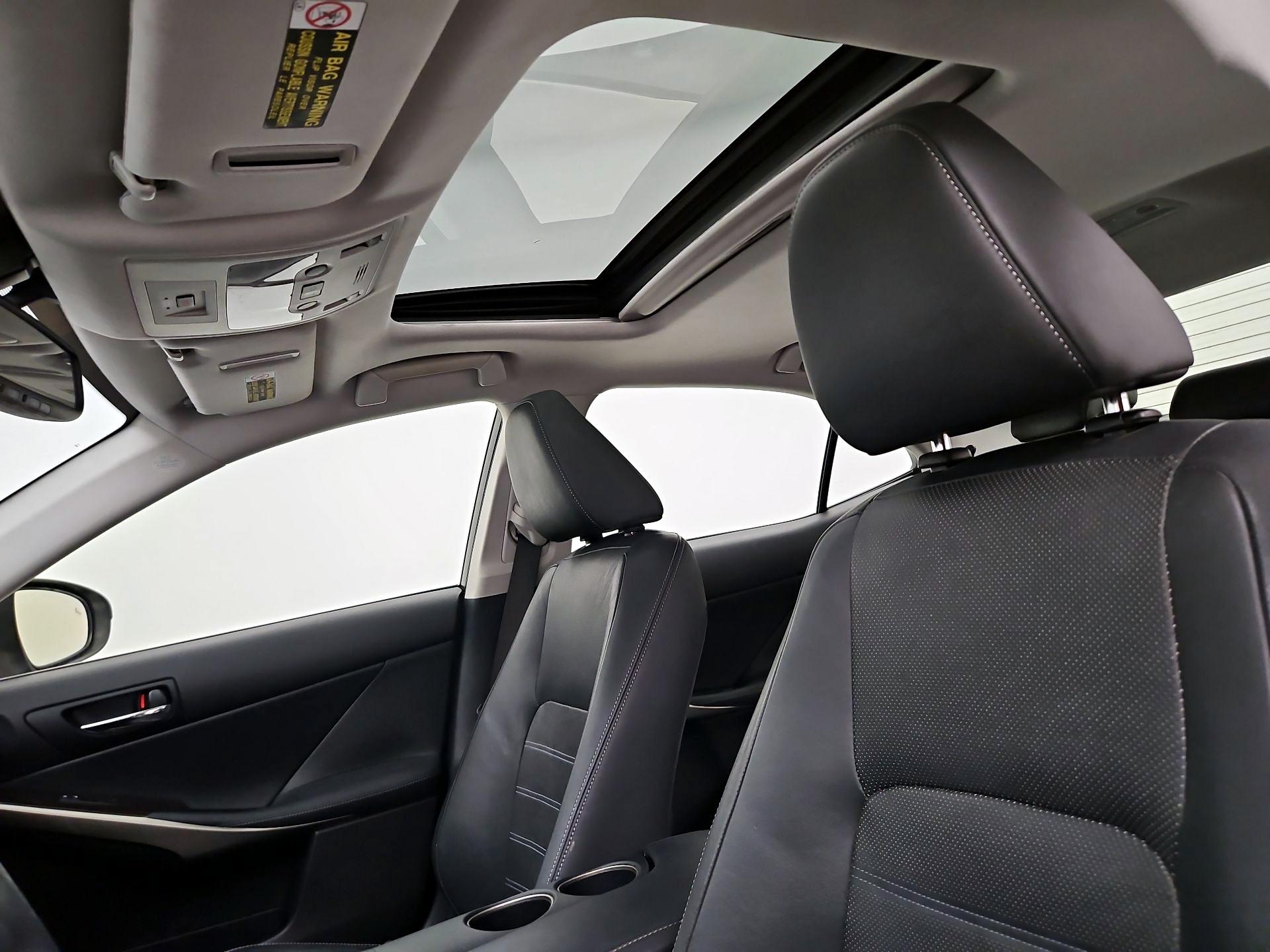 Thumbnail: 2014 Lexus IS - 20