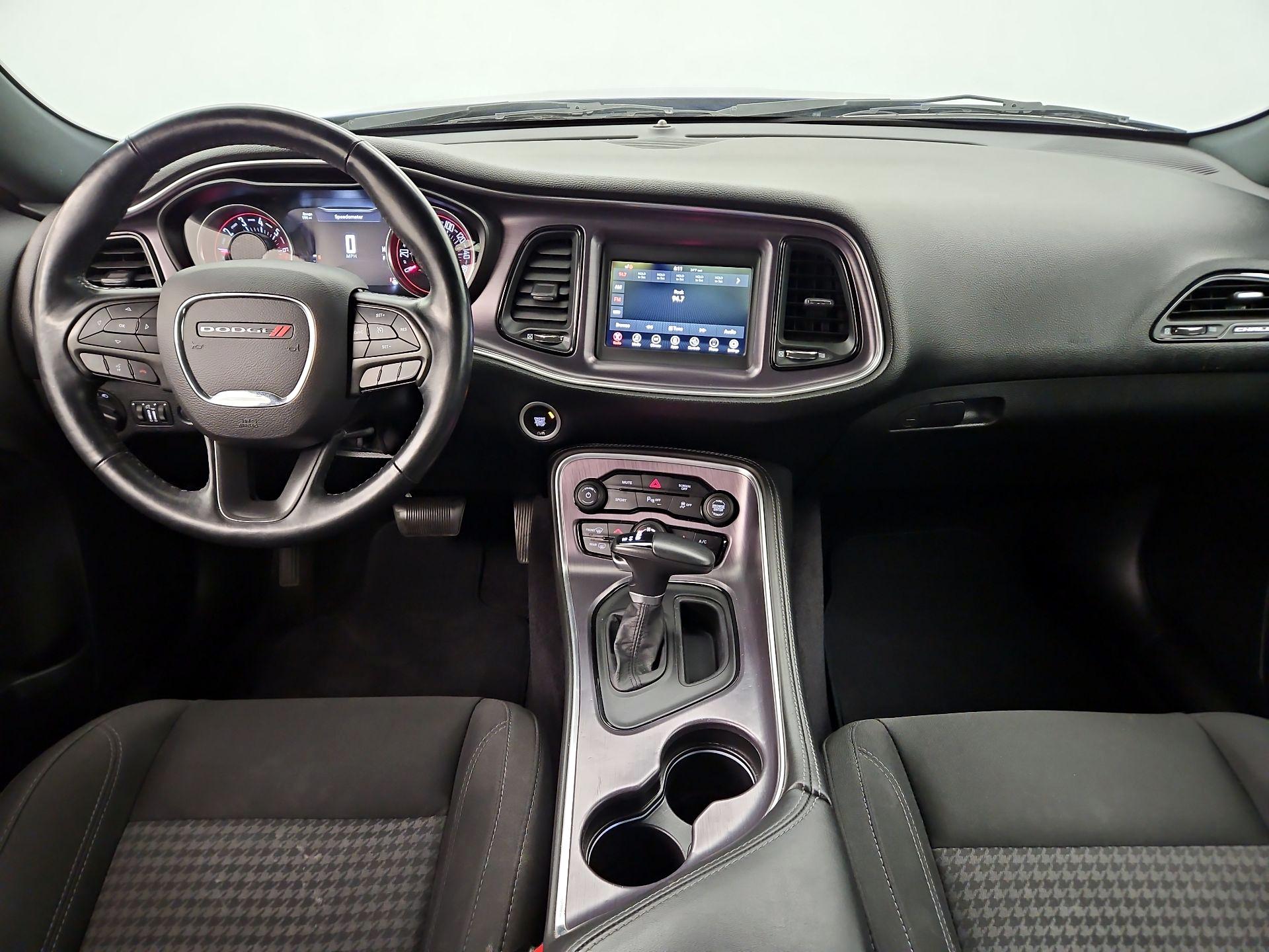 Thumbnail: 2018 Dodge Challenger - 9