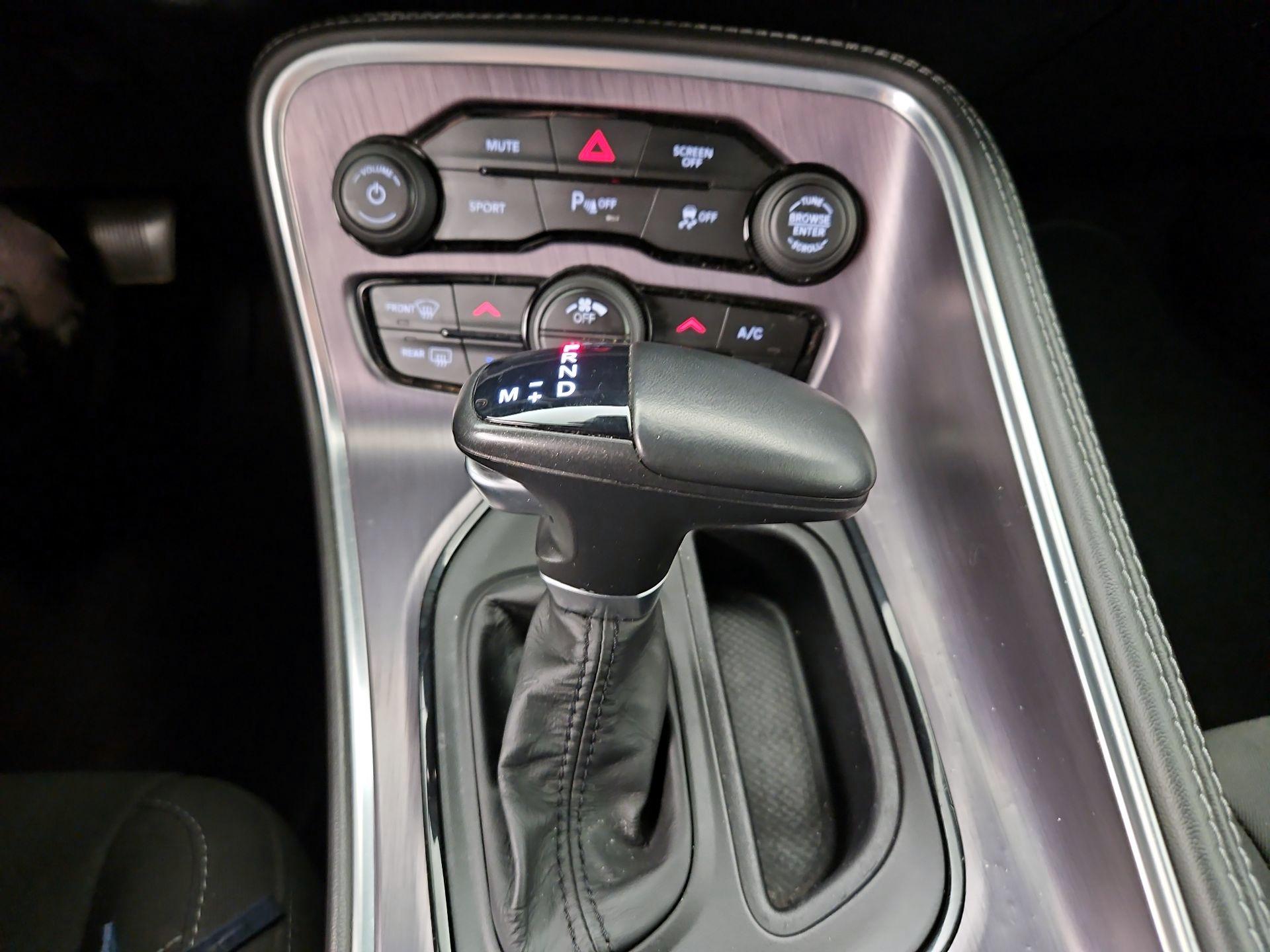 Thumbnail: 2018 Dodge Challenger - 17