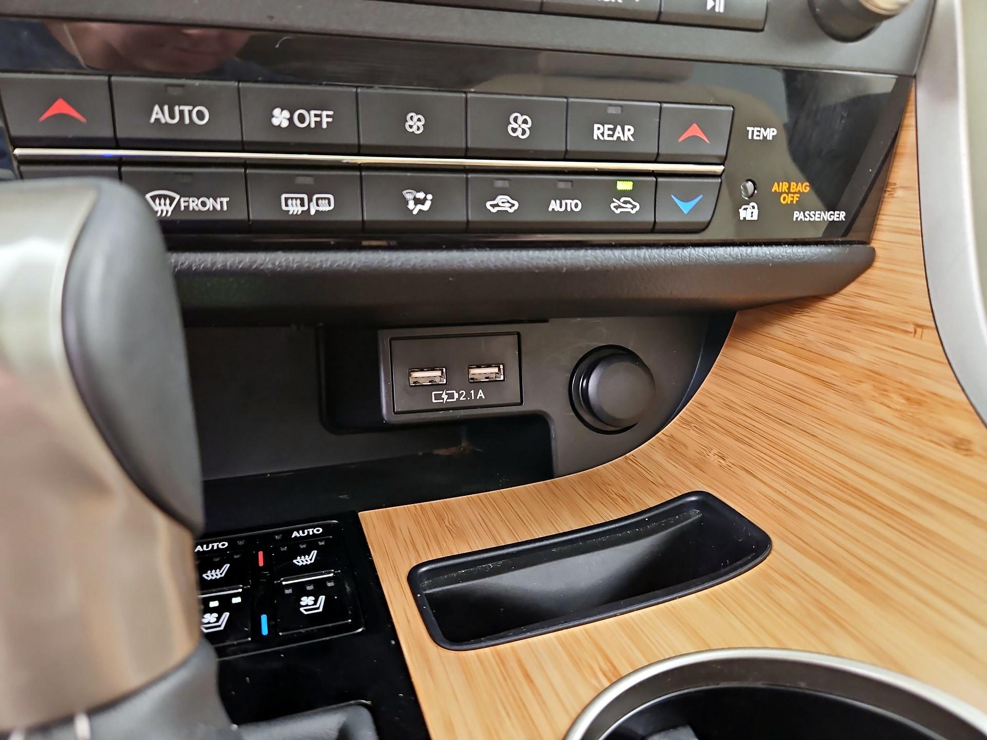 Thumbnail: 2022 Lexus RX - 19