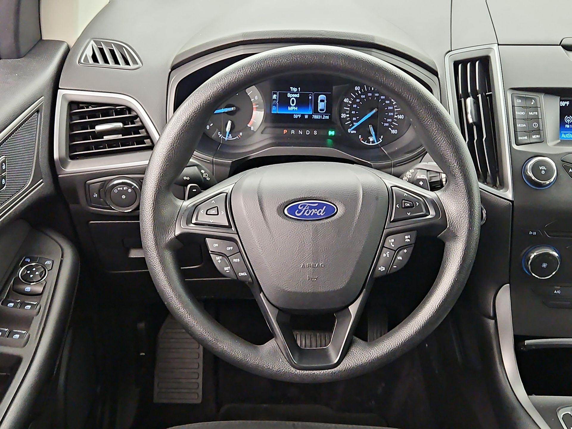 Thumbnail: 2015 Ford Edge - 10