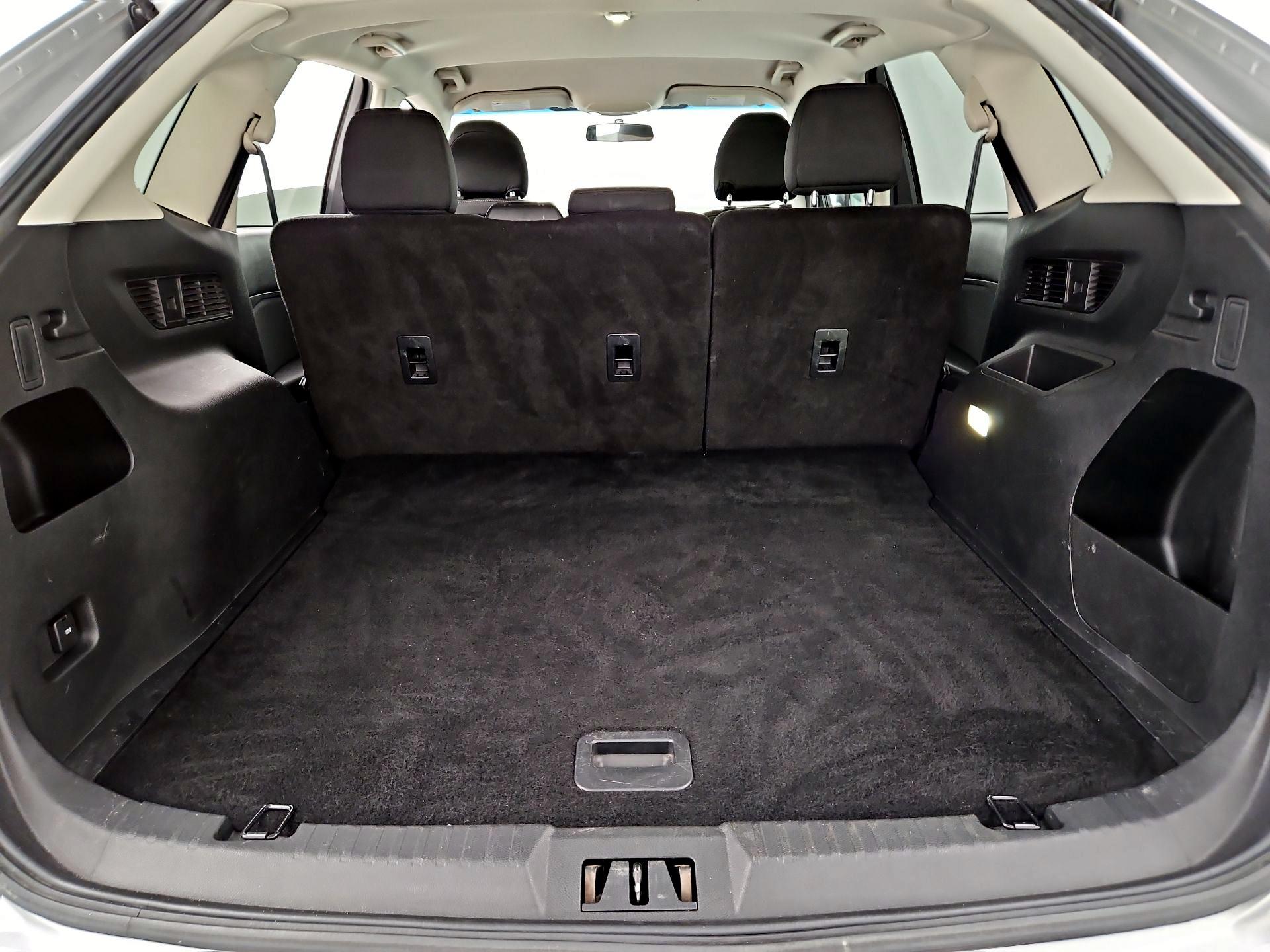 Thumbnail: 2015 Ford Edge - 20