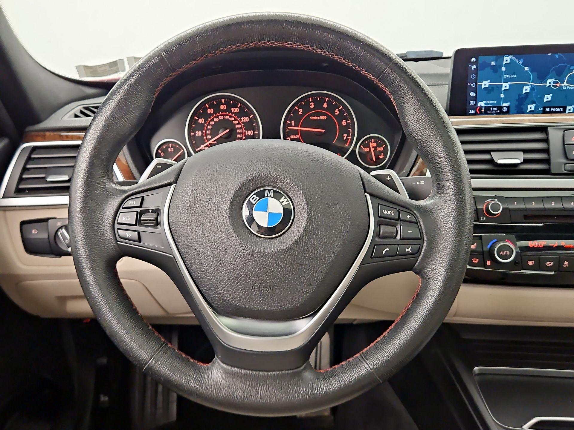 Thumbnail: 2018 BMW 3 Series - 10