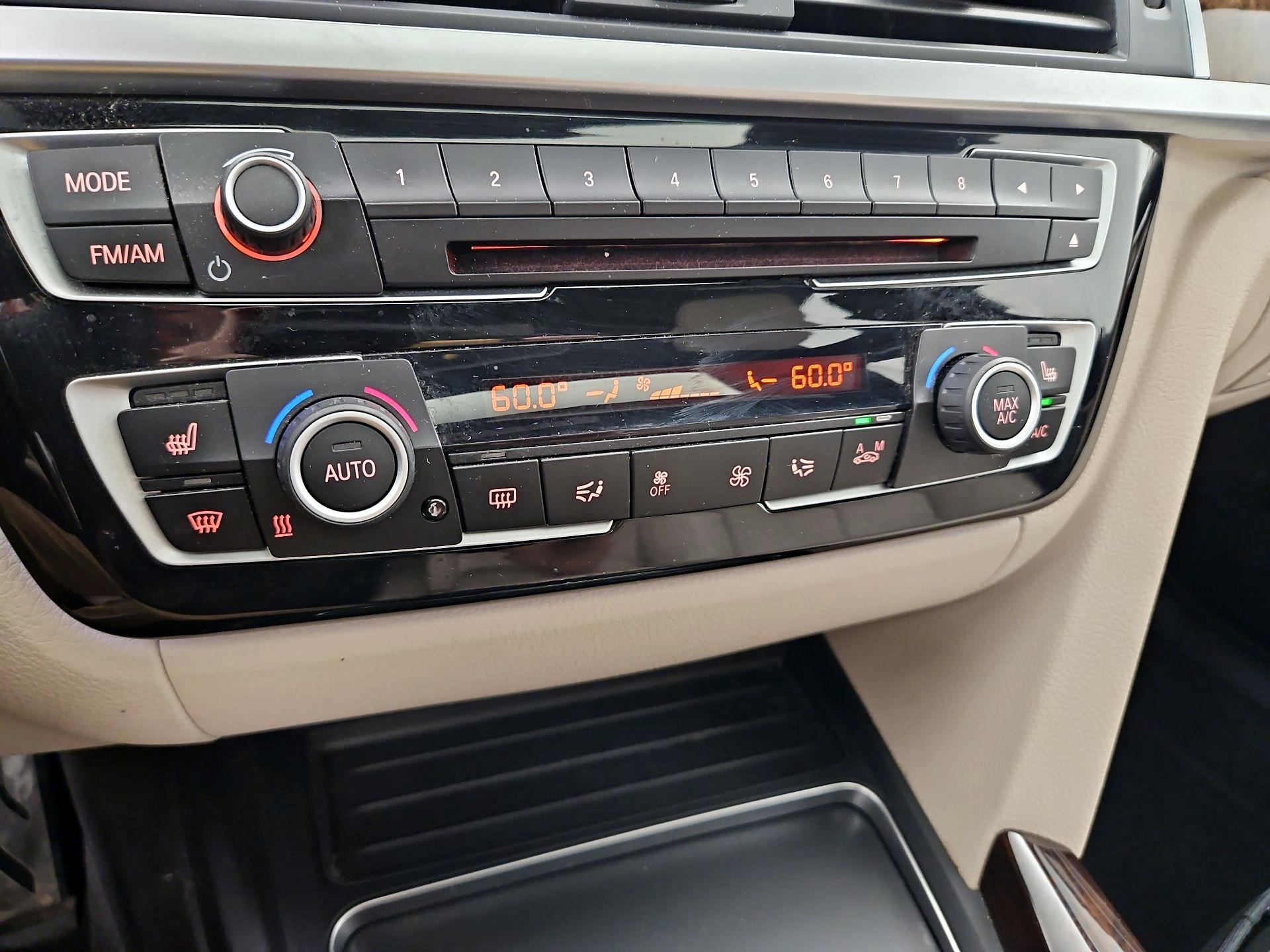 Thumbnail: 2018 BMW 3 Series - 17