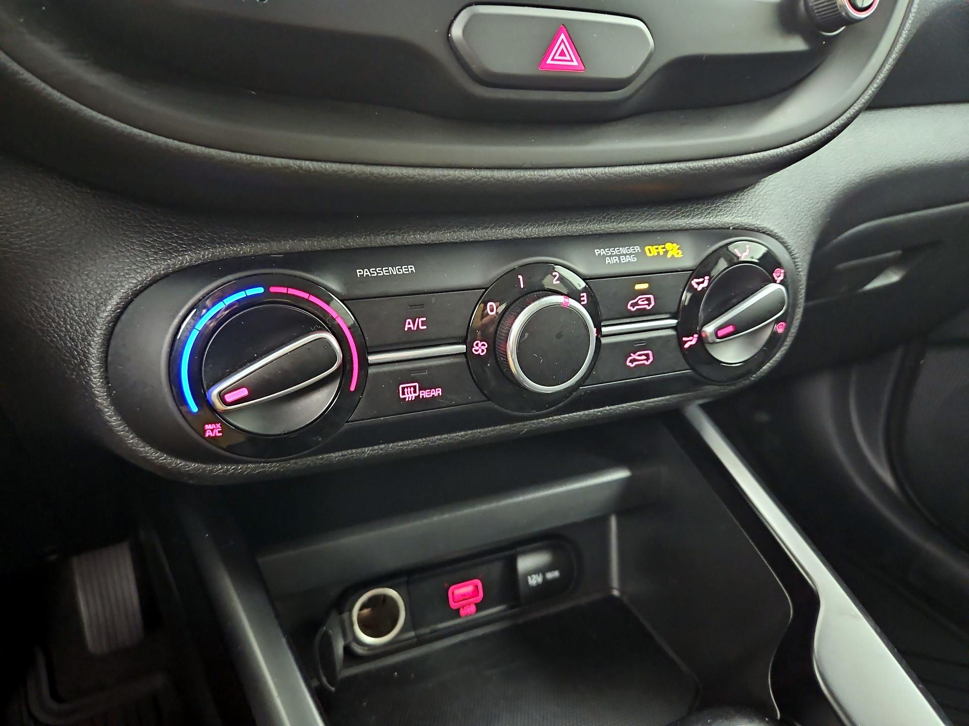 Thumbnail: 2021 Kia Soul - 16