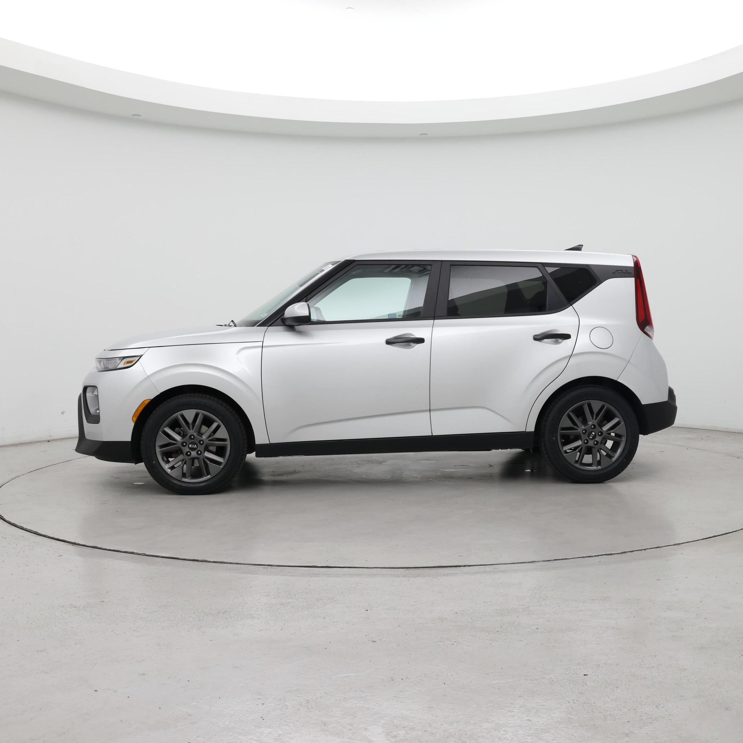 Thumbnail: 2021 Kia Soul - 3
