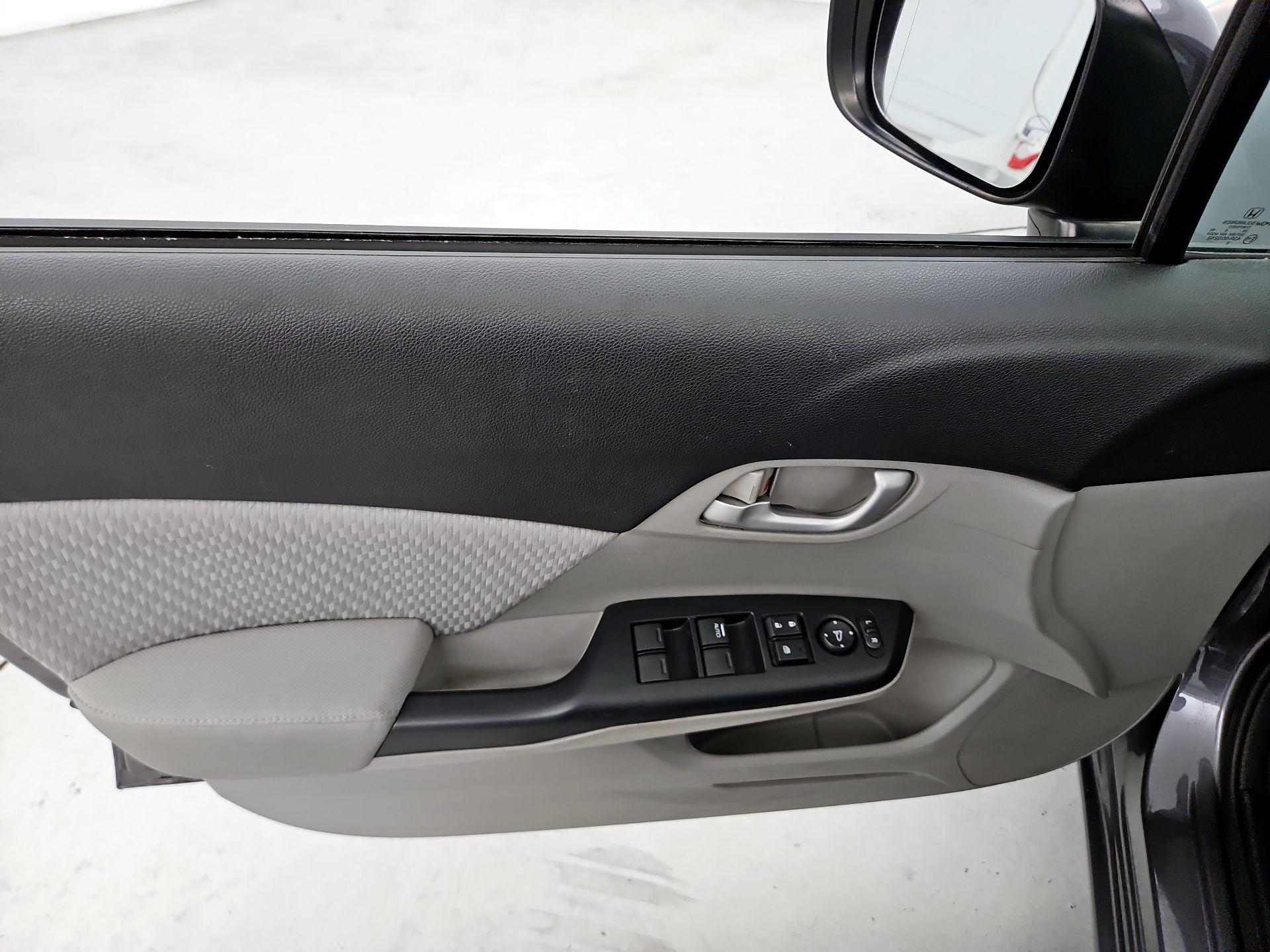 Thumbnail: 2014 Honda Civic - 12