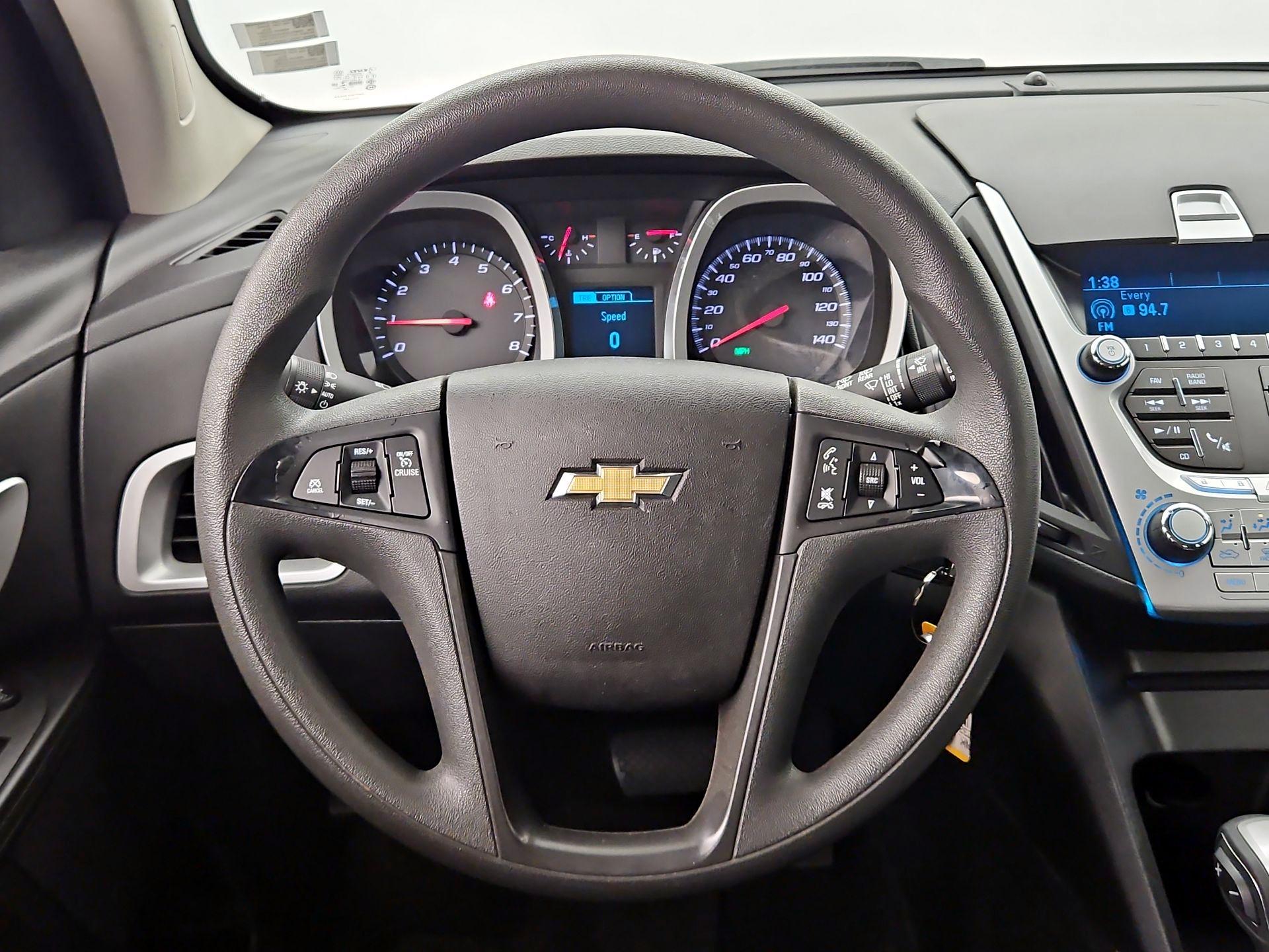 Thumbnail: 2015 Chevrolet Equinox - 10