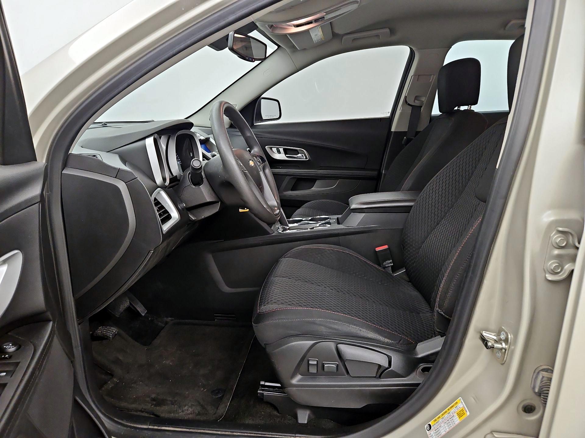 Thumbnail: 2015 Chevrolet Equinox - 11