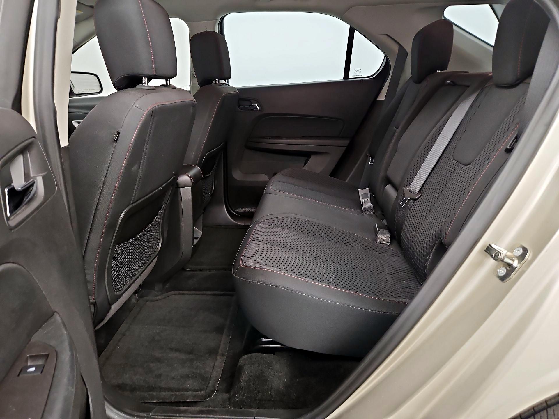 Thumbnail: 2015 Chevrolet Equinox - 18