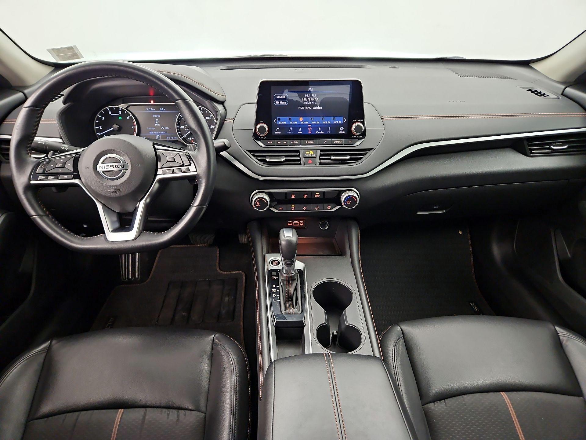 Thumbnail: 2019 Nissan Altima - 9