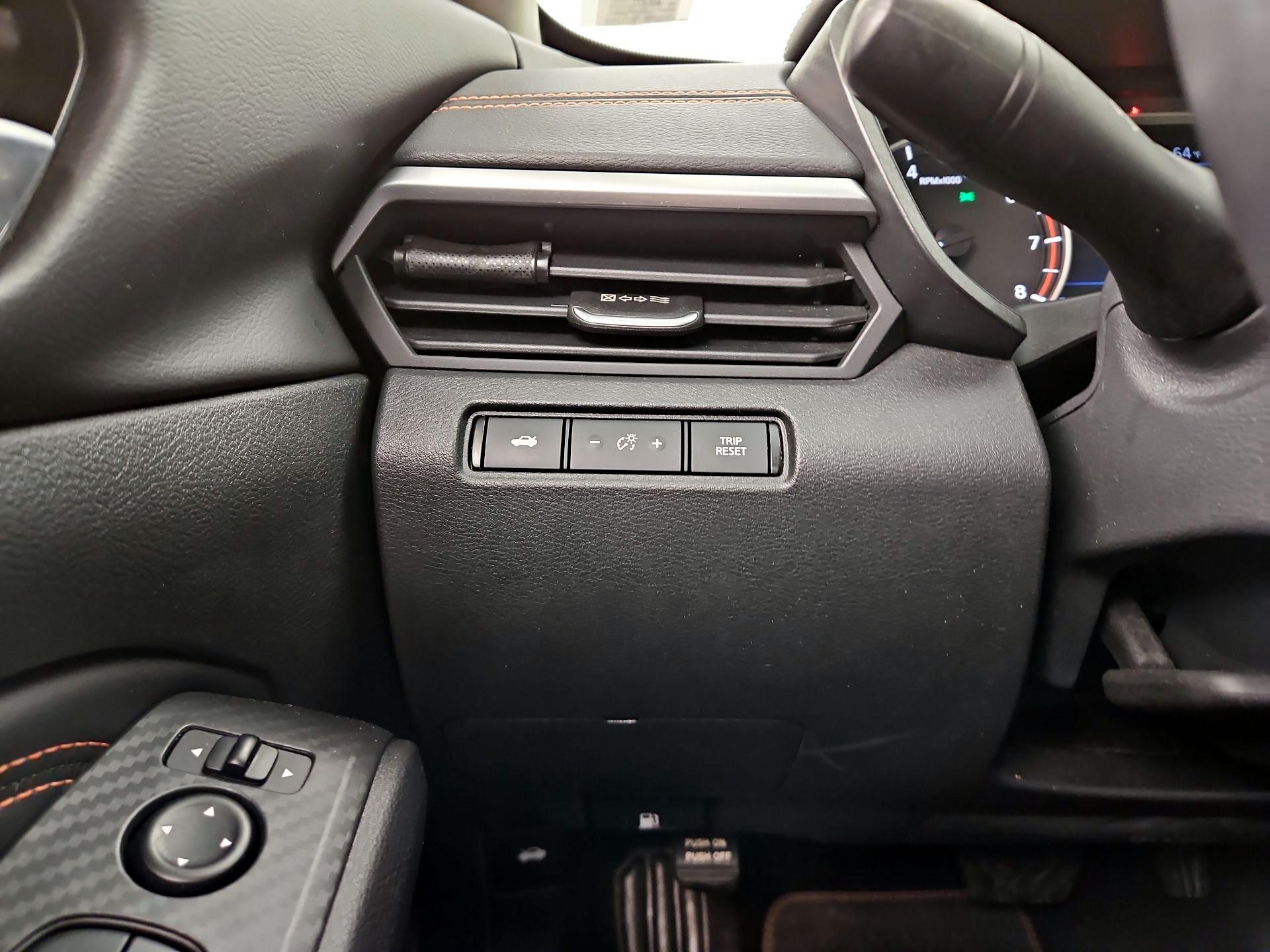 Thumbnail: 2019 Nissan Altima - 13