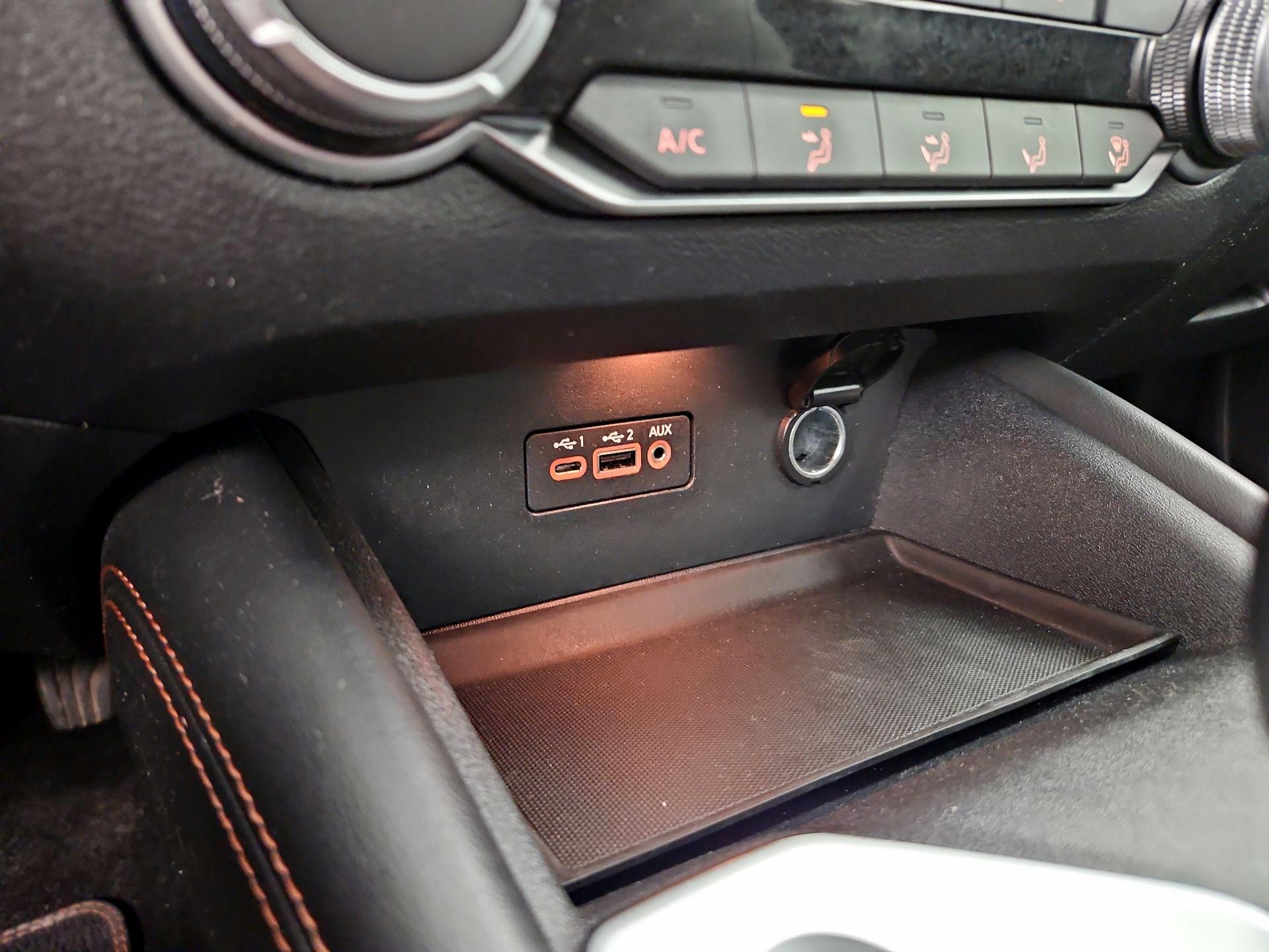 Thumbnail: 2019 Nissan Altima - 18