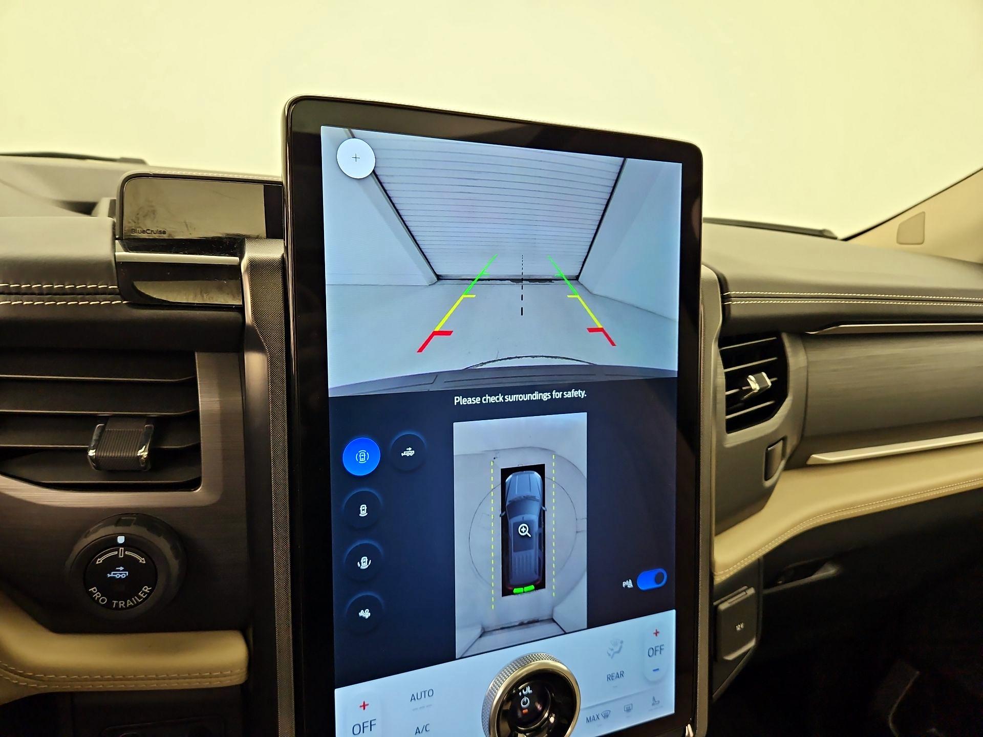 Thumbnail: 2024 Ford Expedition - 15