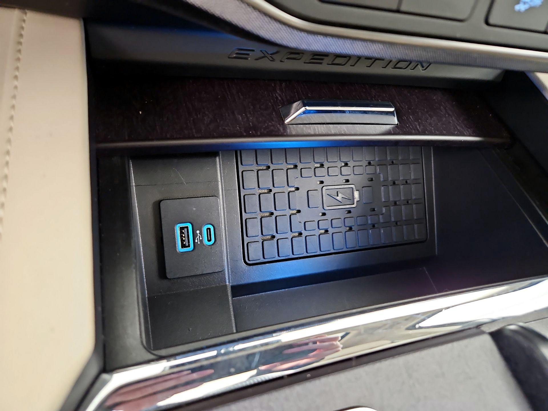 Thumbnail: 2024 Ford Expedition - 19