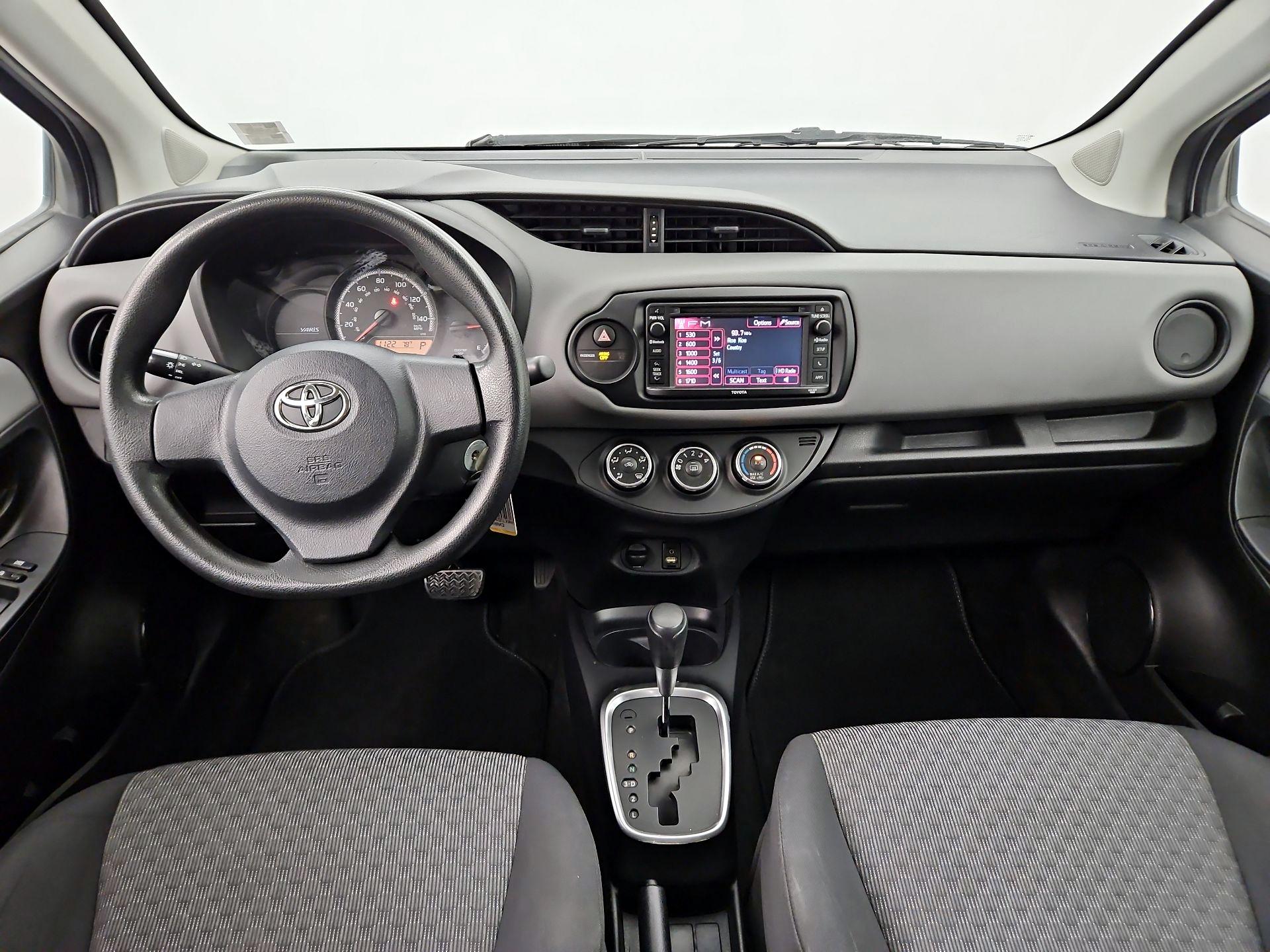 Thumbnail: 2015 Toyota Yaris - 9