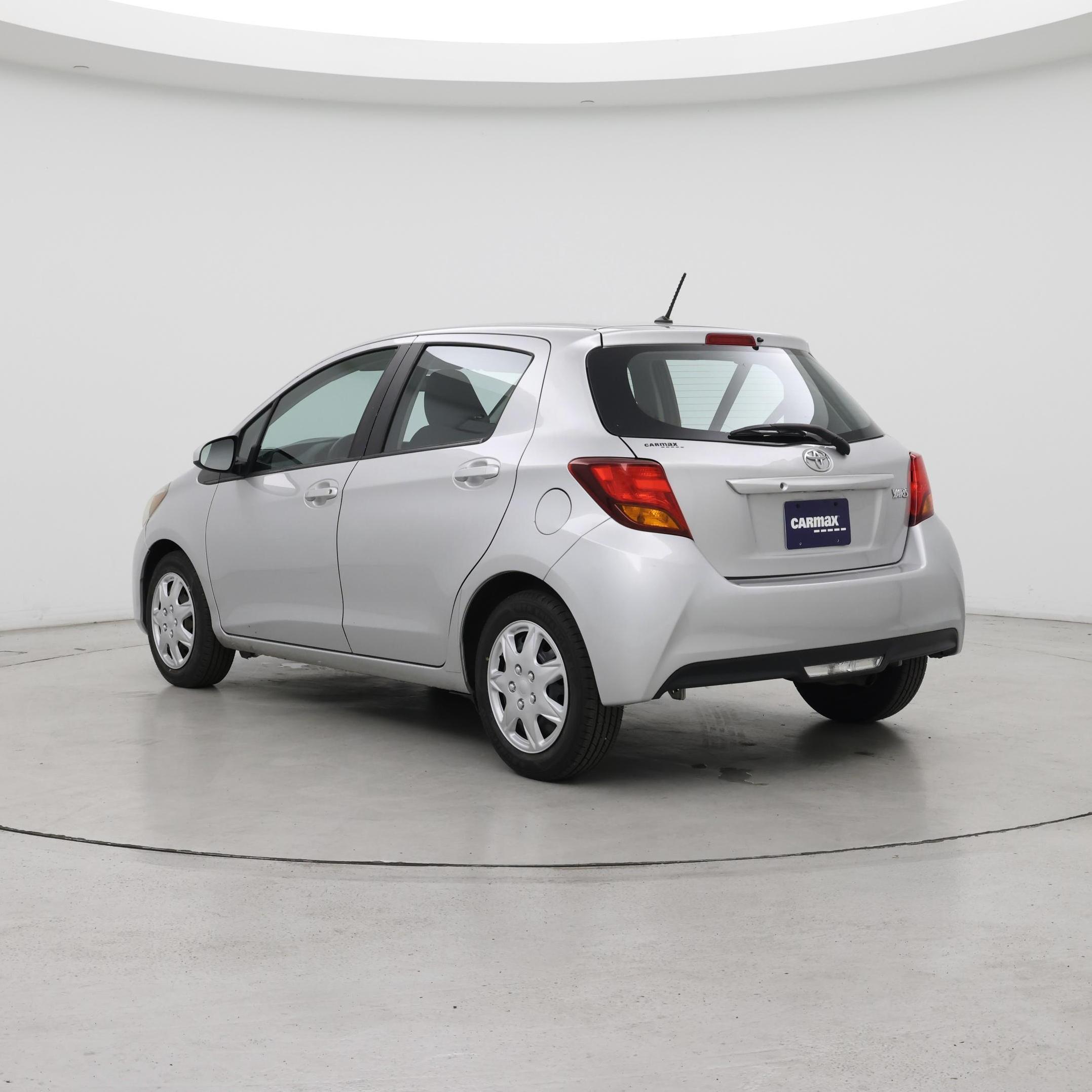 Thumbnail: 2015 Toyota Yaris - 2
