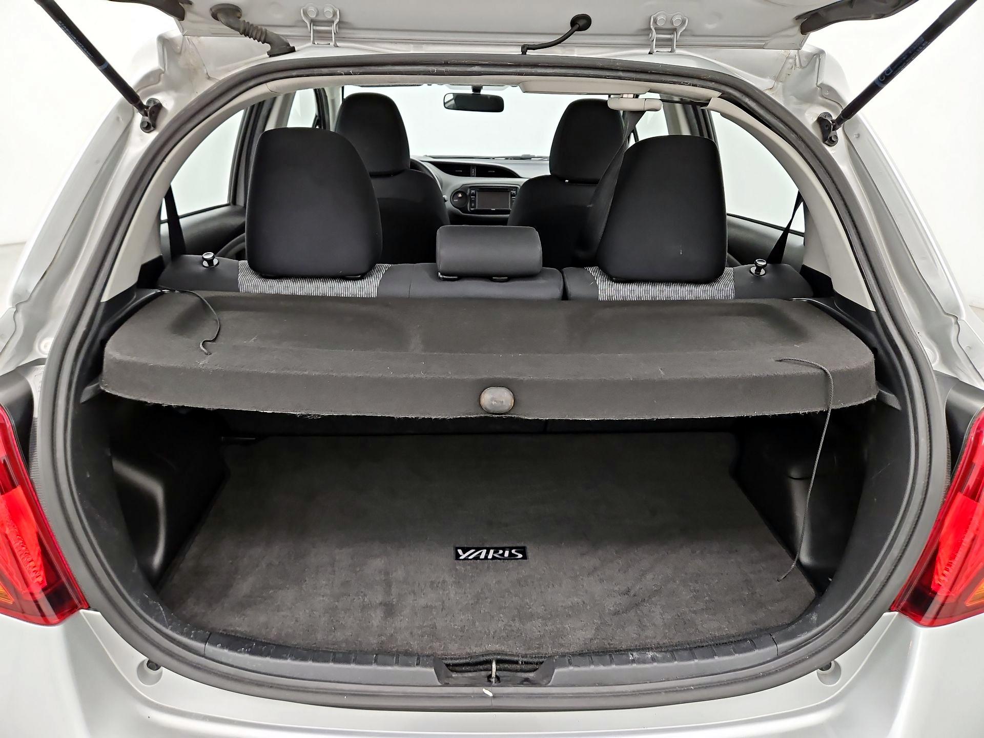 Thumbnail: 2015 Toyota Yaris - 19