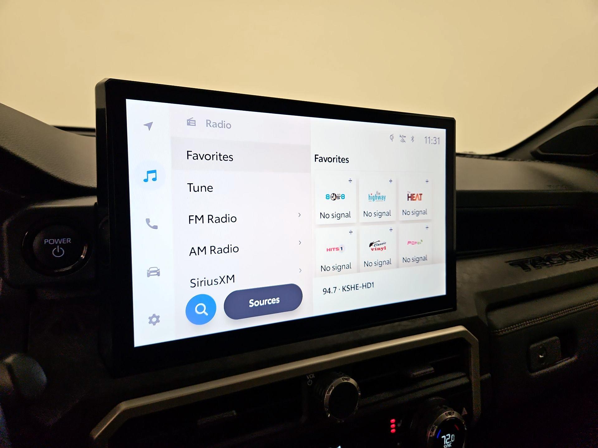 Thumbnail: 2024 Toyota Tacoma - 16