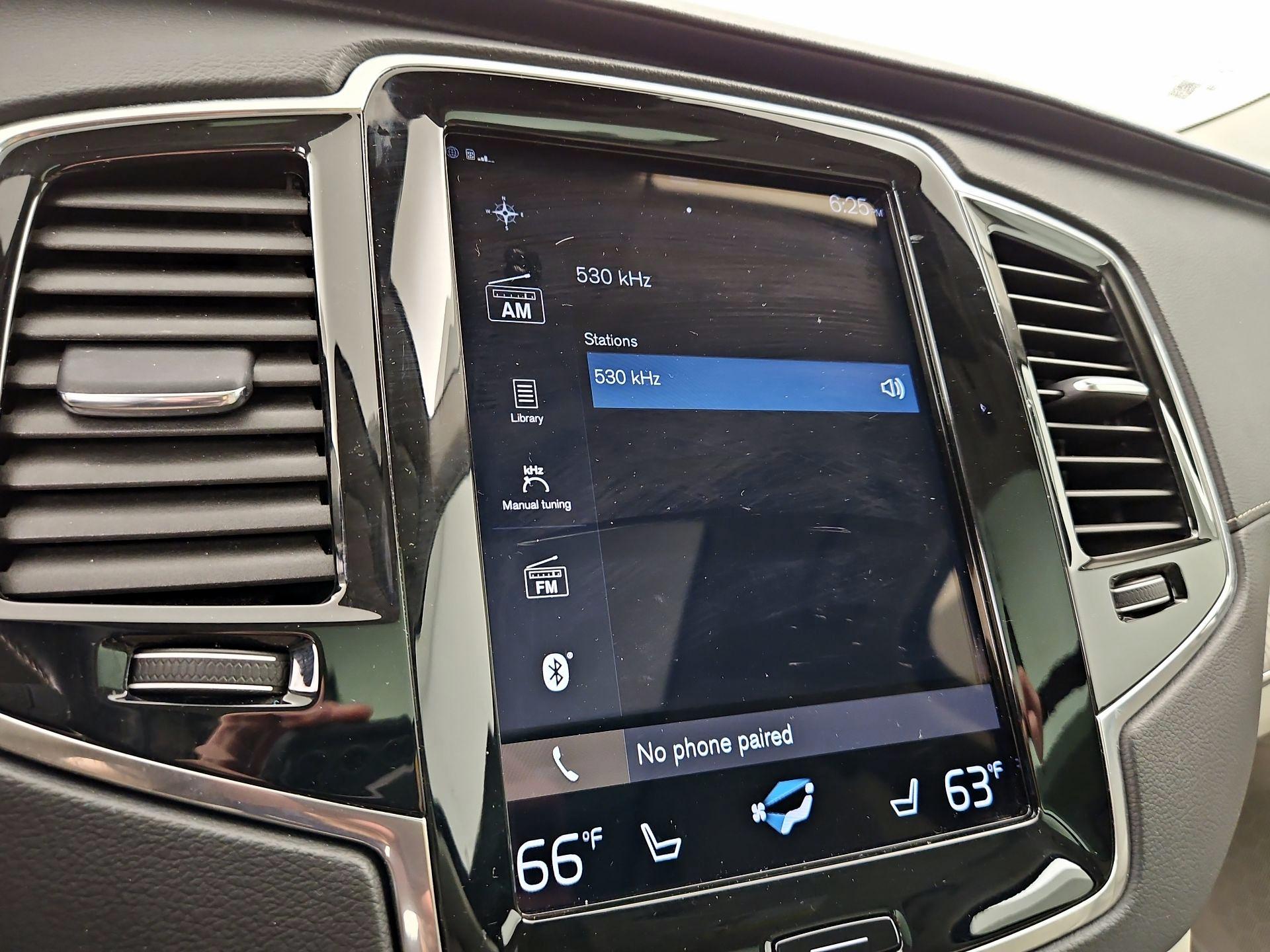 Thumbnail: 2021 Volvo XC90 - 15