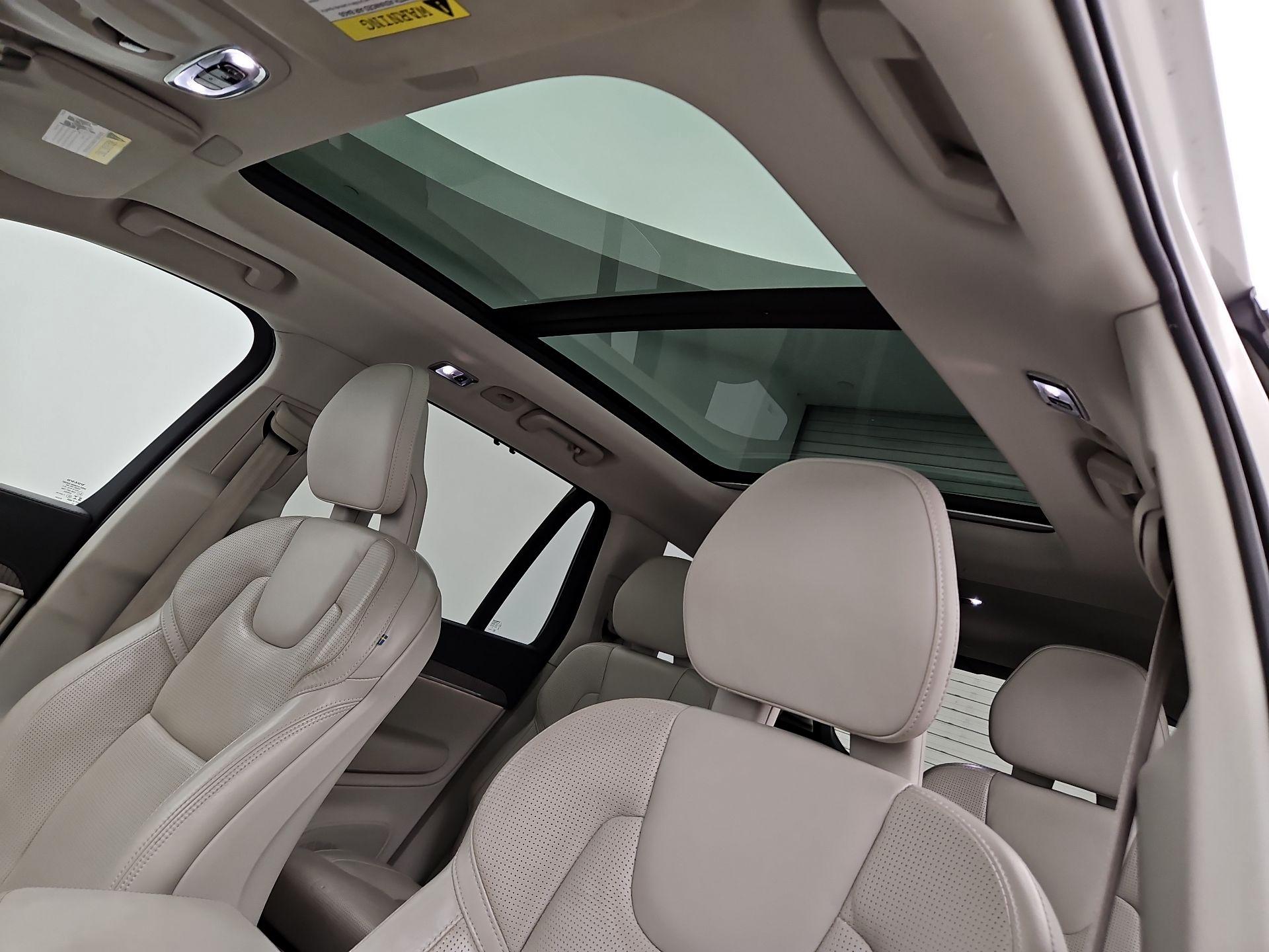 Thumbnail: 2021 Volvo XC90 - 19
