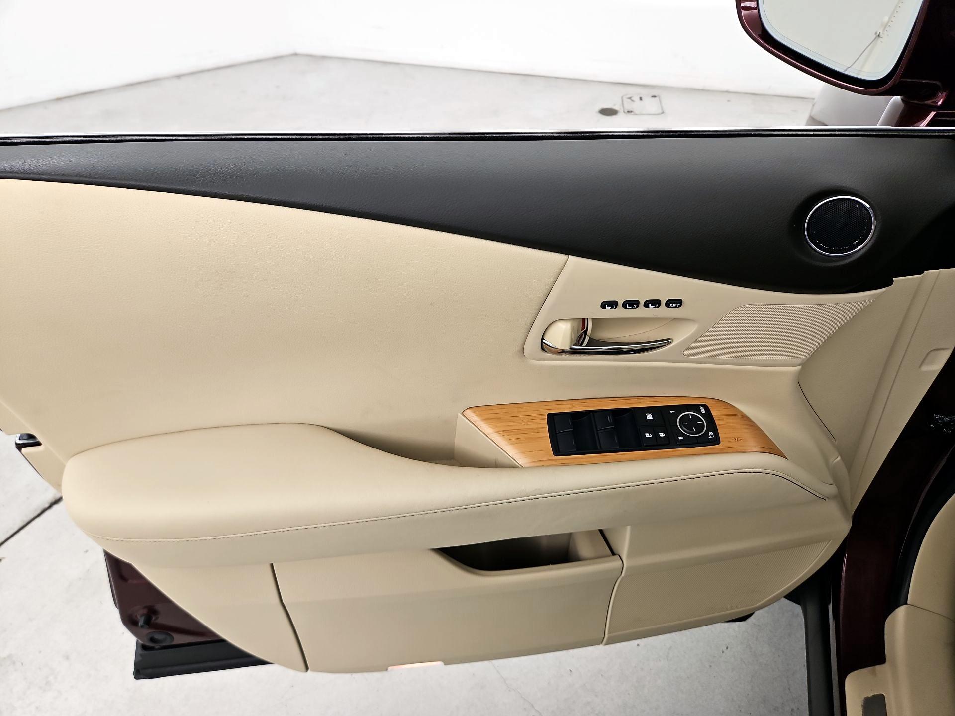 Thumbnail: 2015 Lexus RX - 12