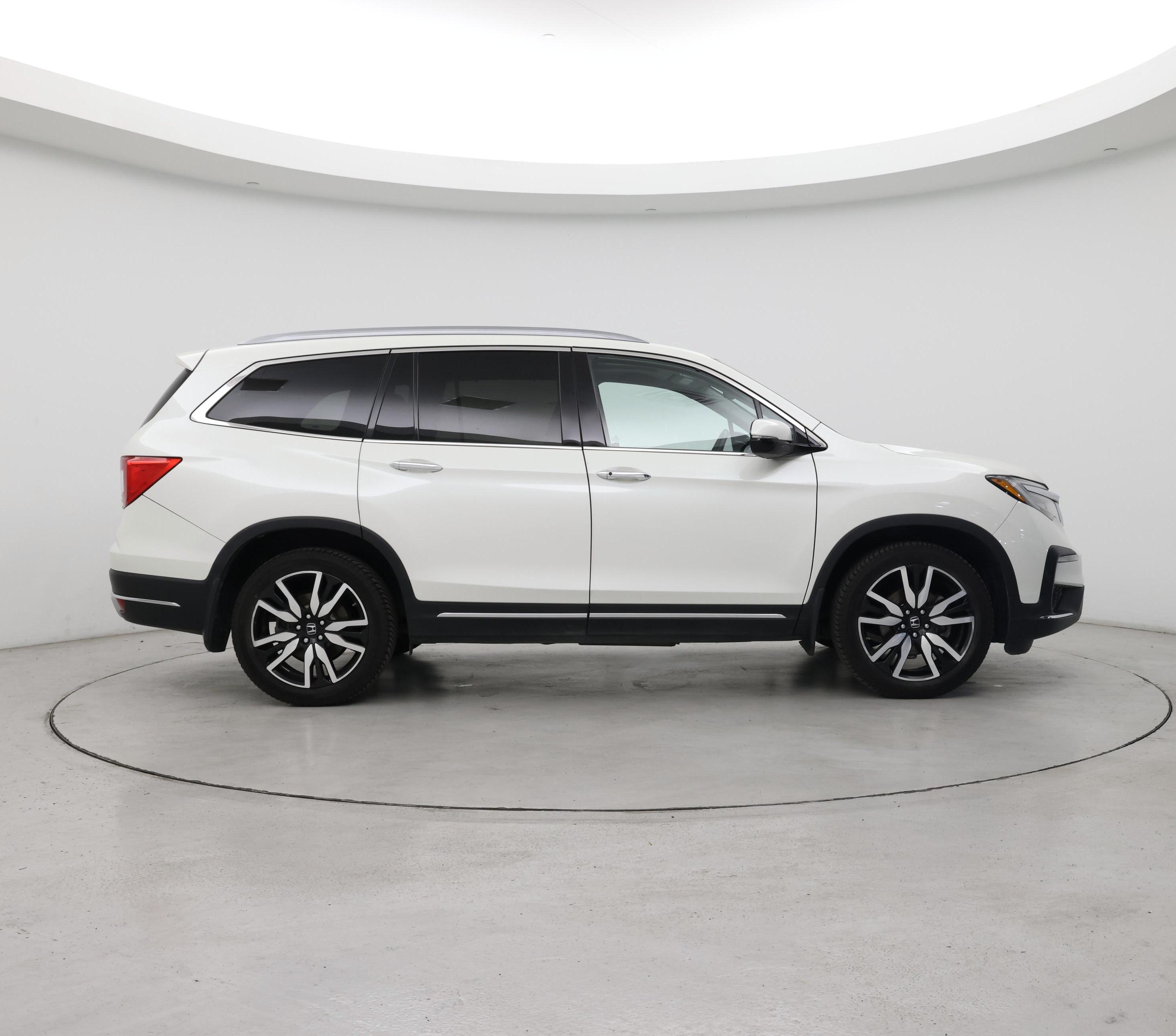 Thumbnail: 2019 Honda Pilot - 7