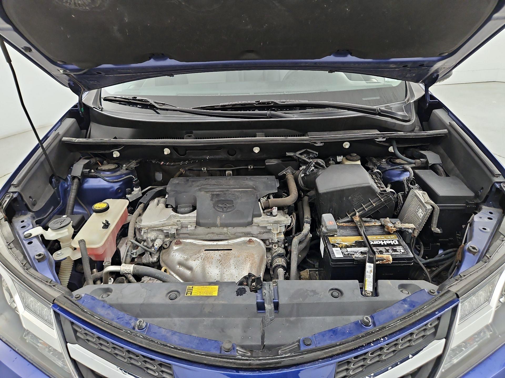 Thumbnail: 2014 Toyota RAV4 - 19