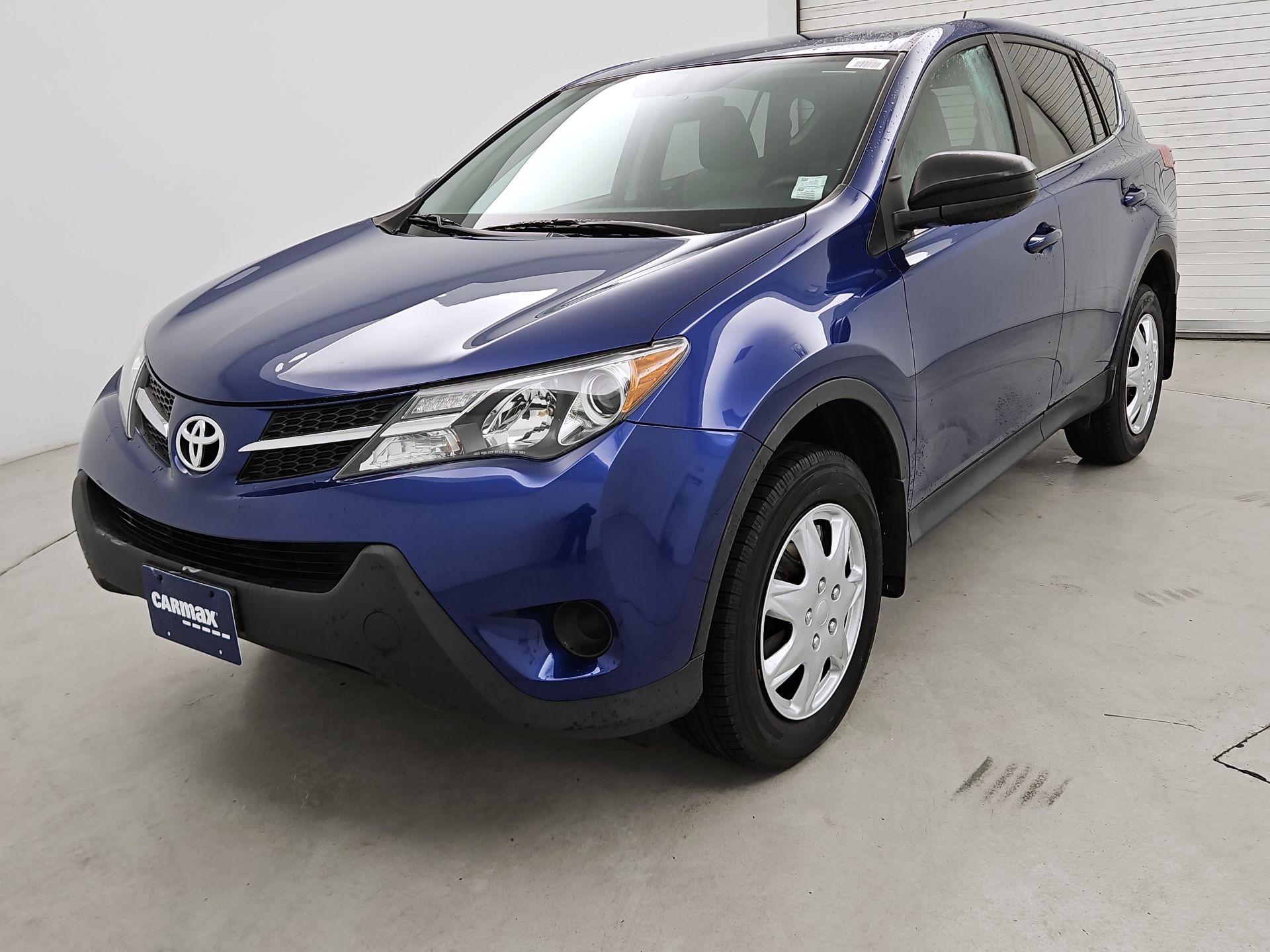 Thumbnail: 2014 Toyota RAV4 - 3