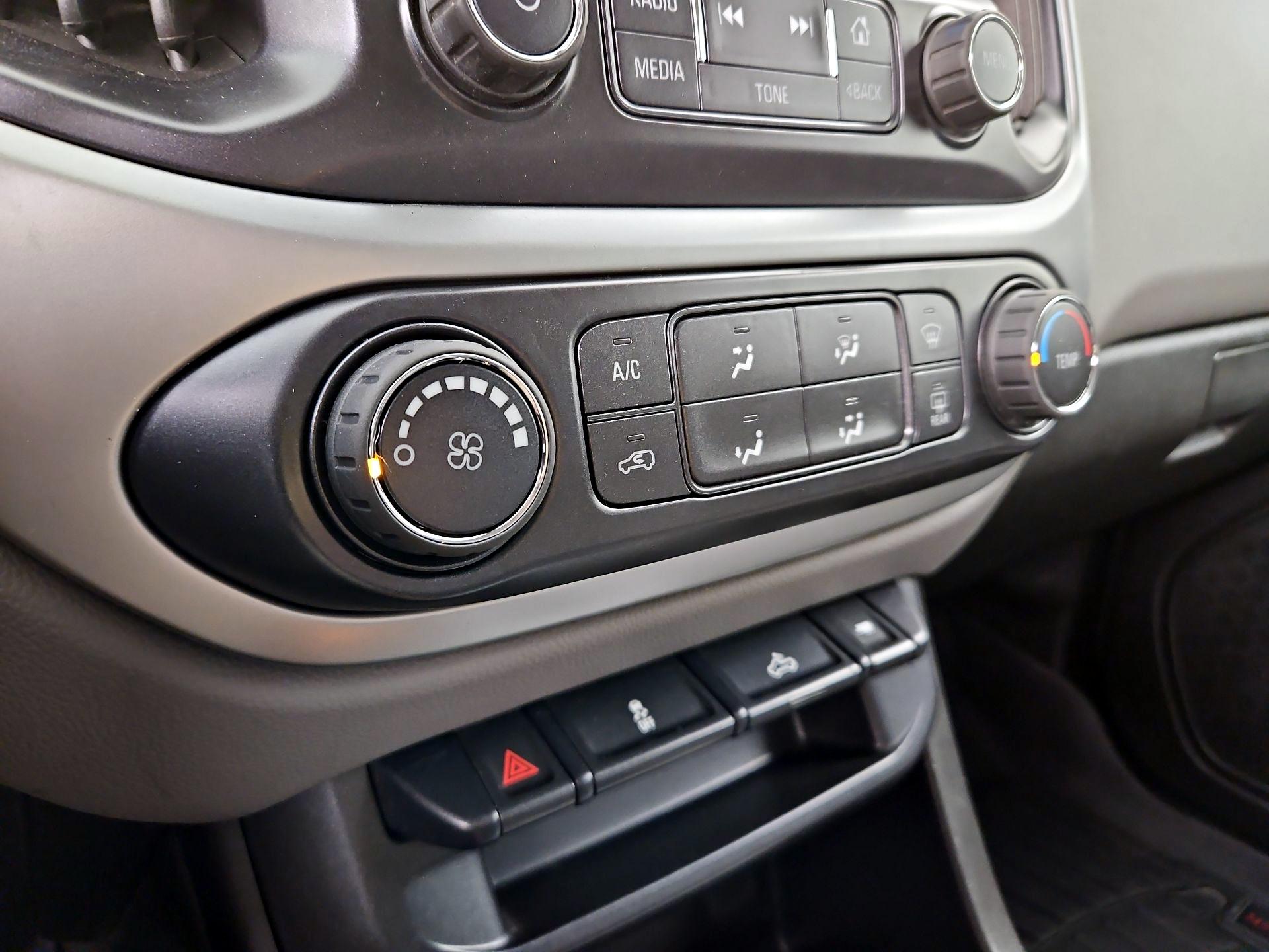 Thumbnail: 2018 Chevrolet Colorado - 16