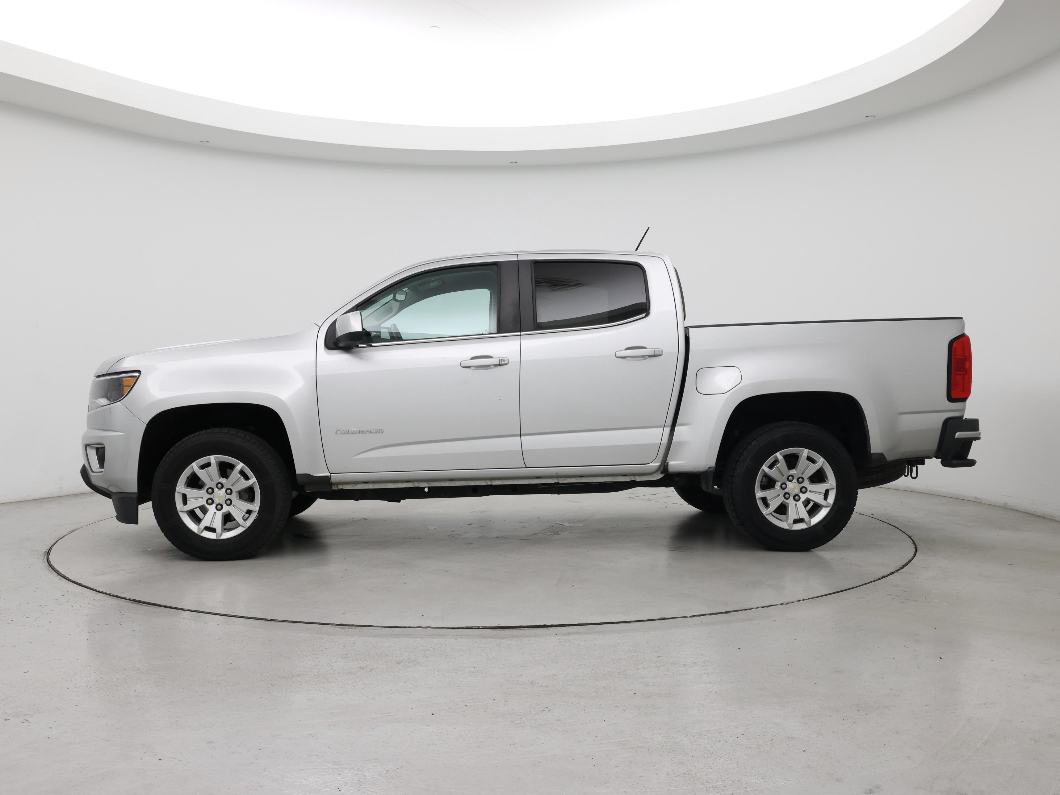 Thumbnail: 2018 Chevrolet Colorado - 3