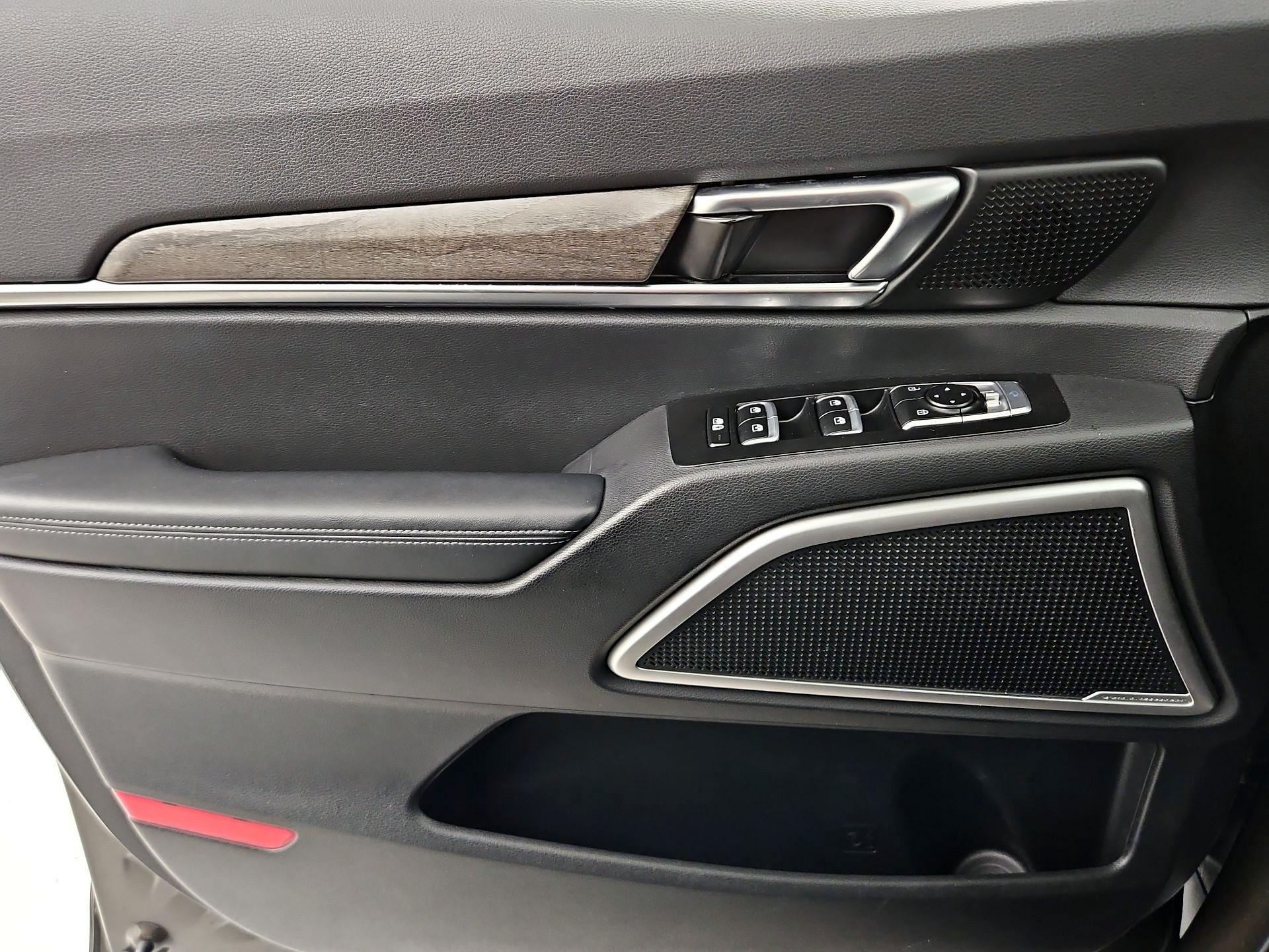 Thumbnail: 2020 Kia Telluride - 12