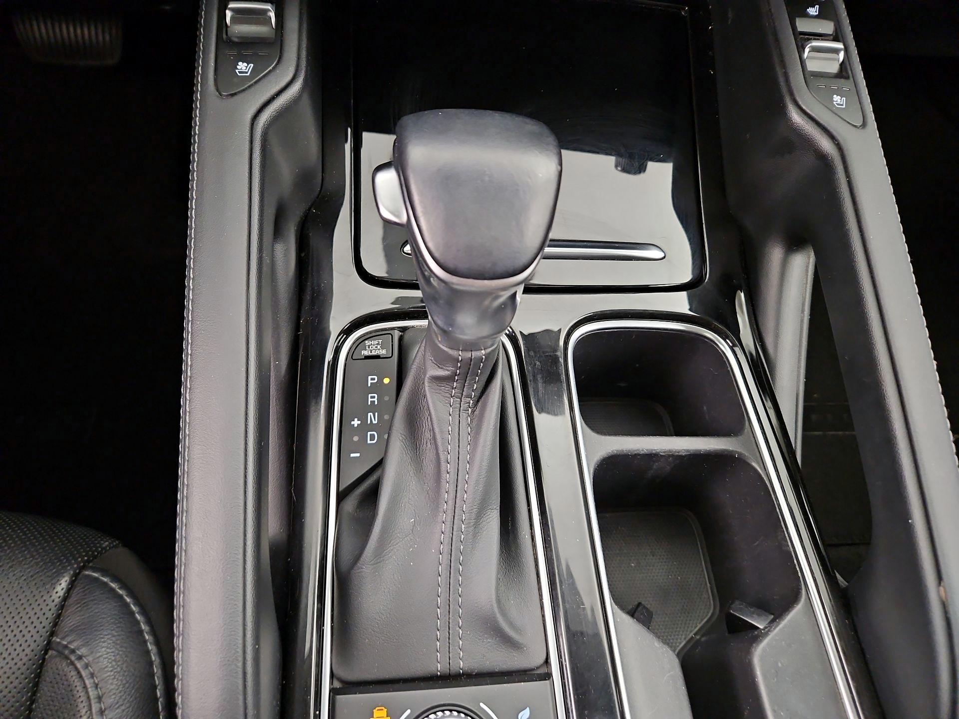 Thumbnail: 2020 Kia Telluride - 18