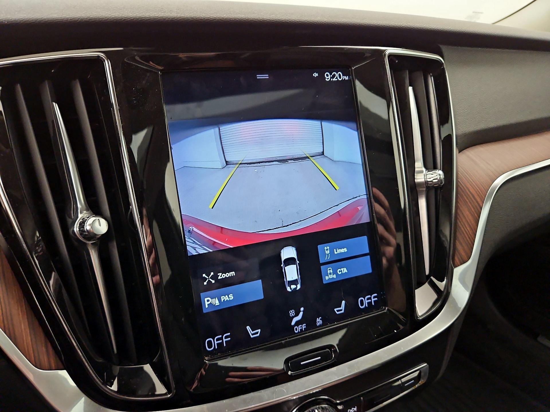 Thumbnail: 2020 Volvo S60 - 15