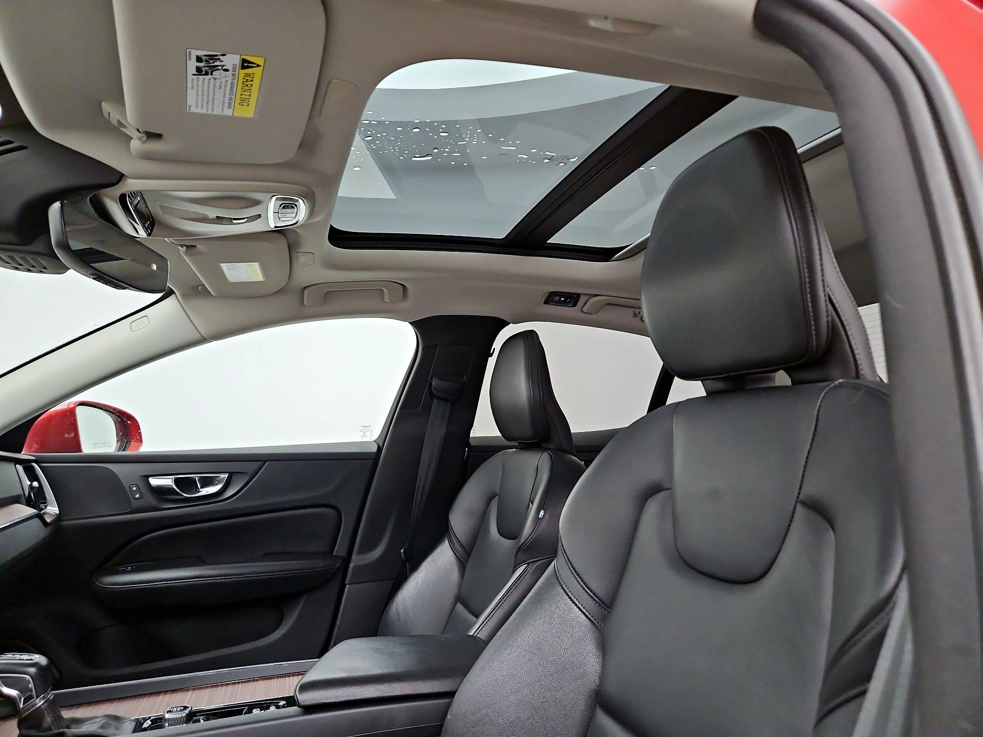 Thumbnail: 2020 Volvo S60 - 20