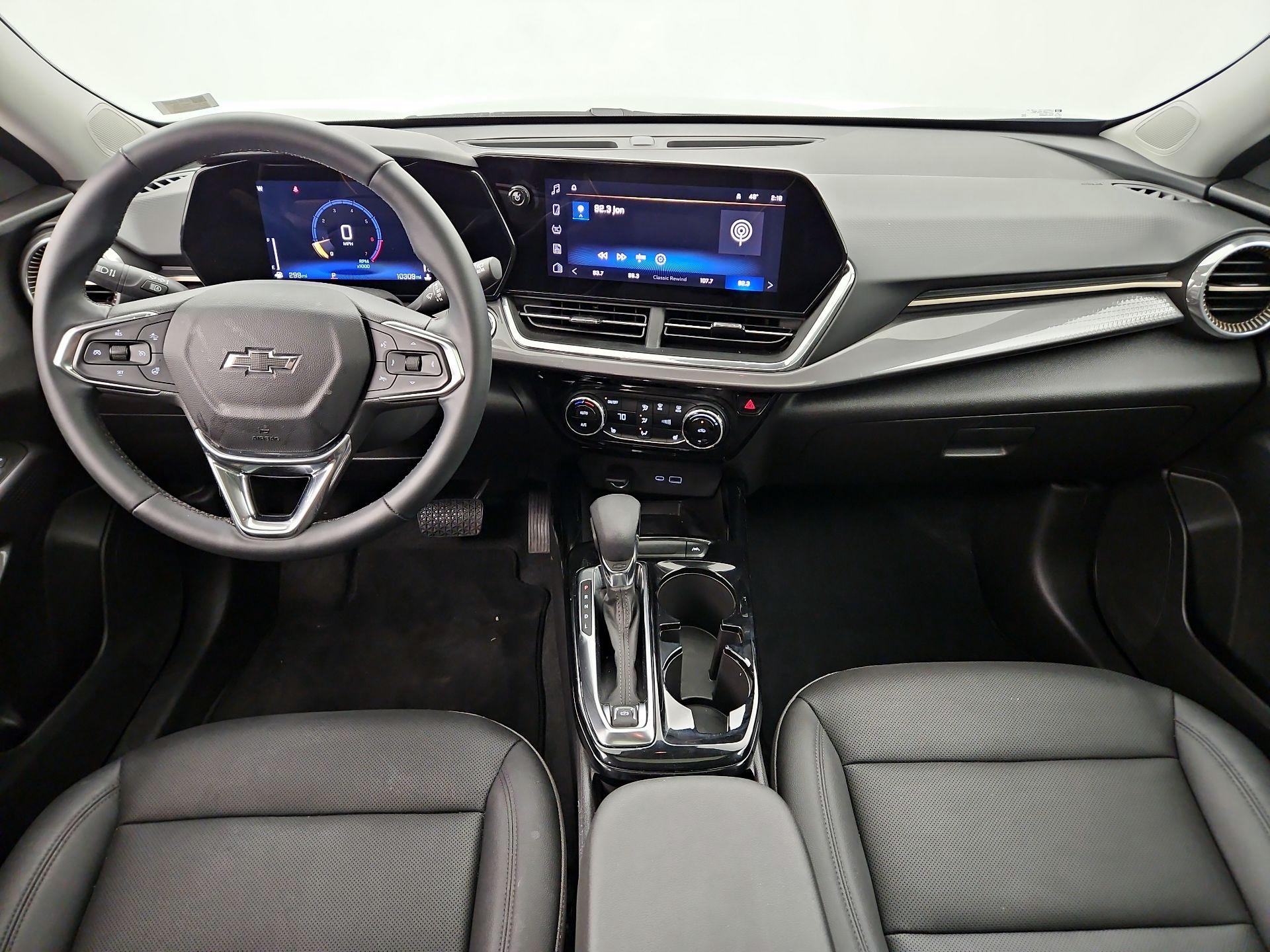 Thumbnail: 2025 Chevrolet Trax - 9