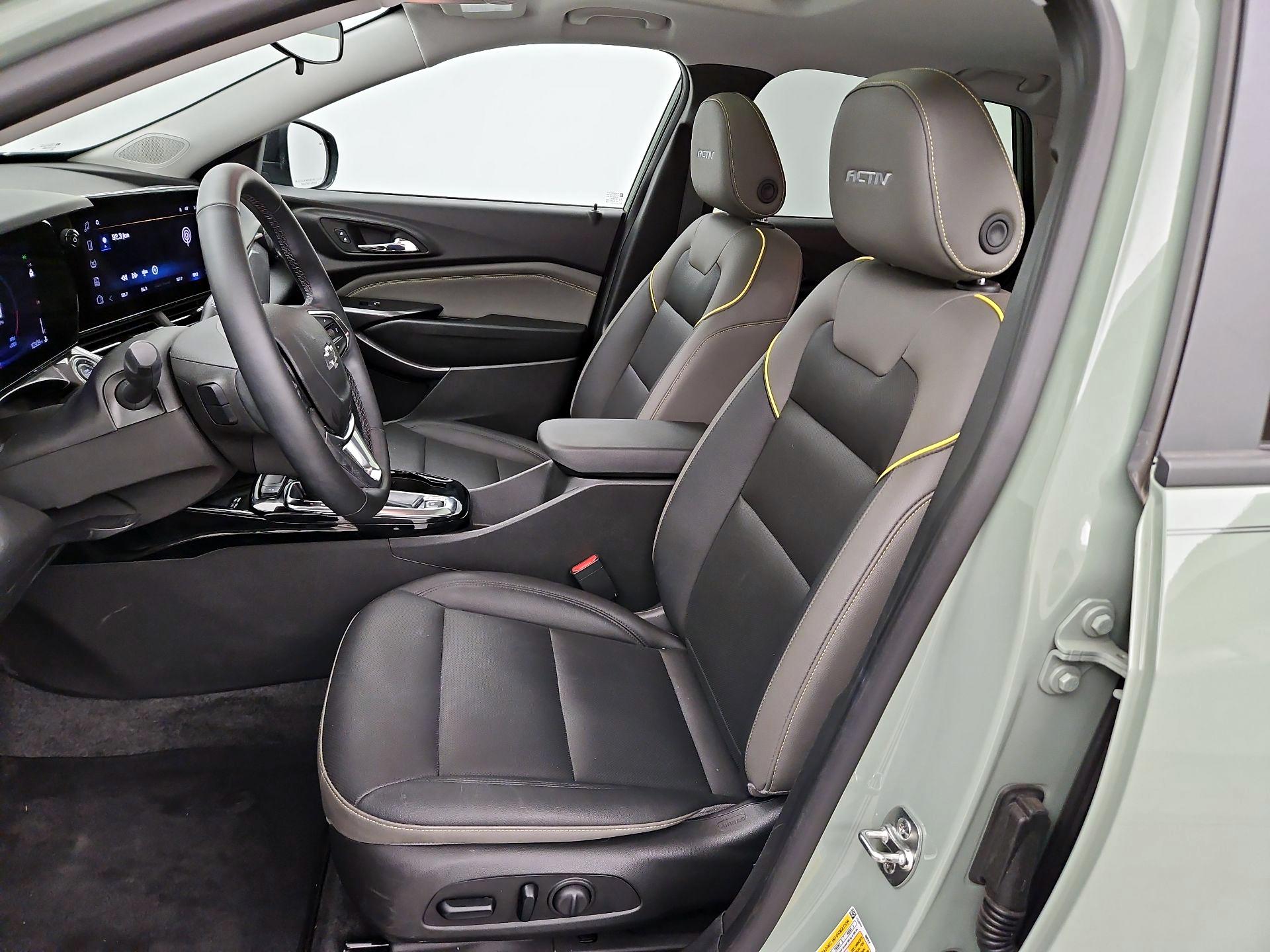 Thumbnail: 2025 Chevrolet Trax - 11