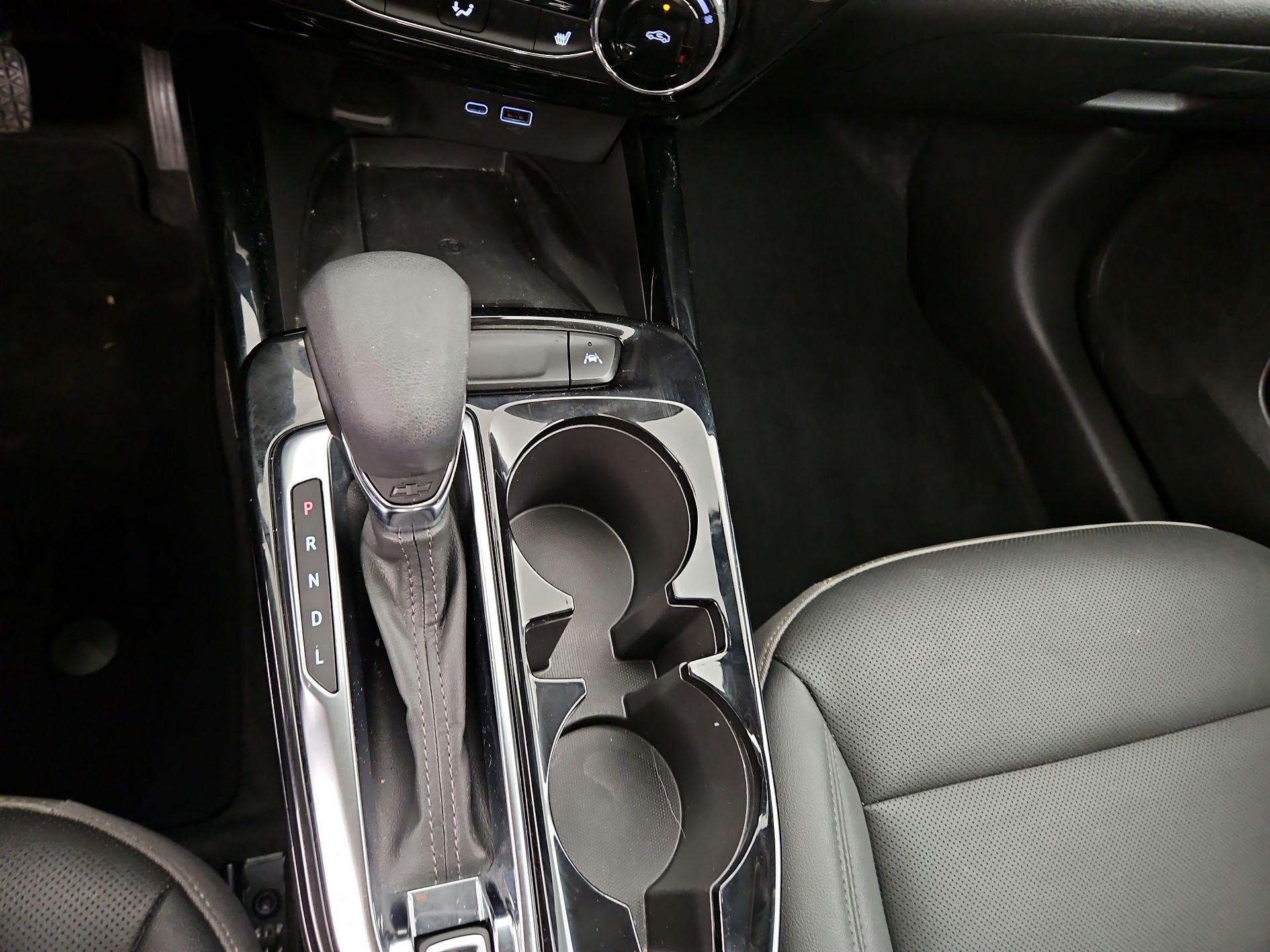 Thumbnail: 2025 Chevrolet Trax - 17