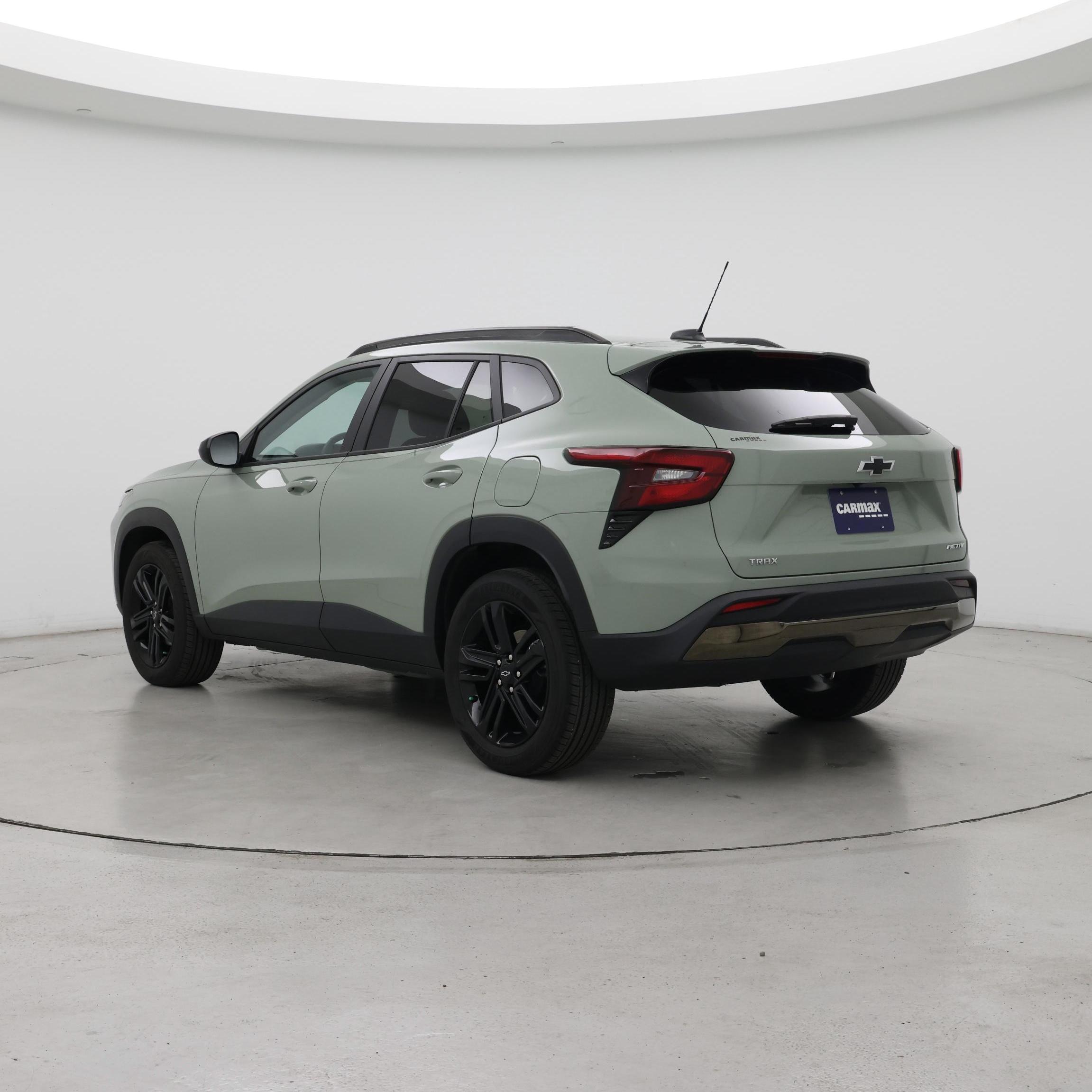 Thumbnail: 2025 Chevrolet Trax - 2