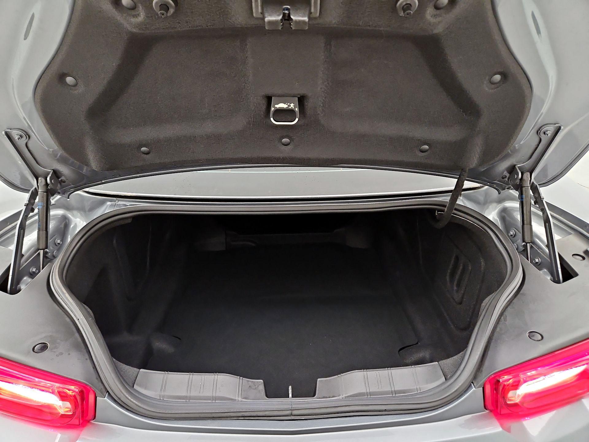 Thumbnail: 2021 Chevrolet Camaro - 19