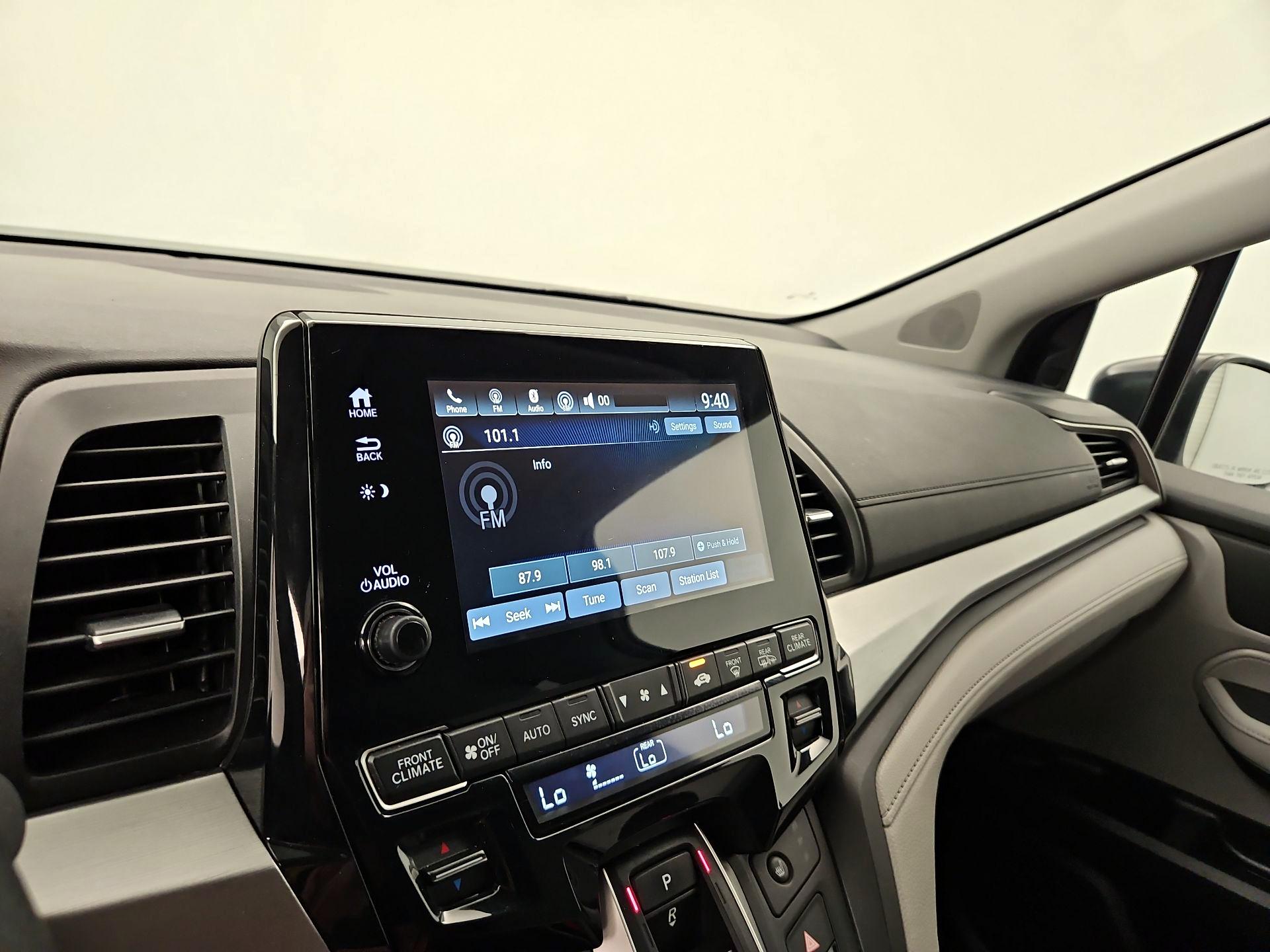 Thumbnail: 2020 Honda Odyssey - 15