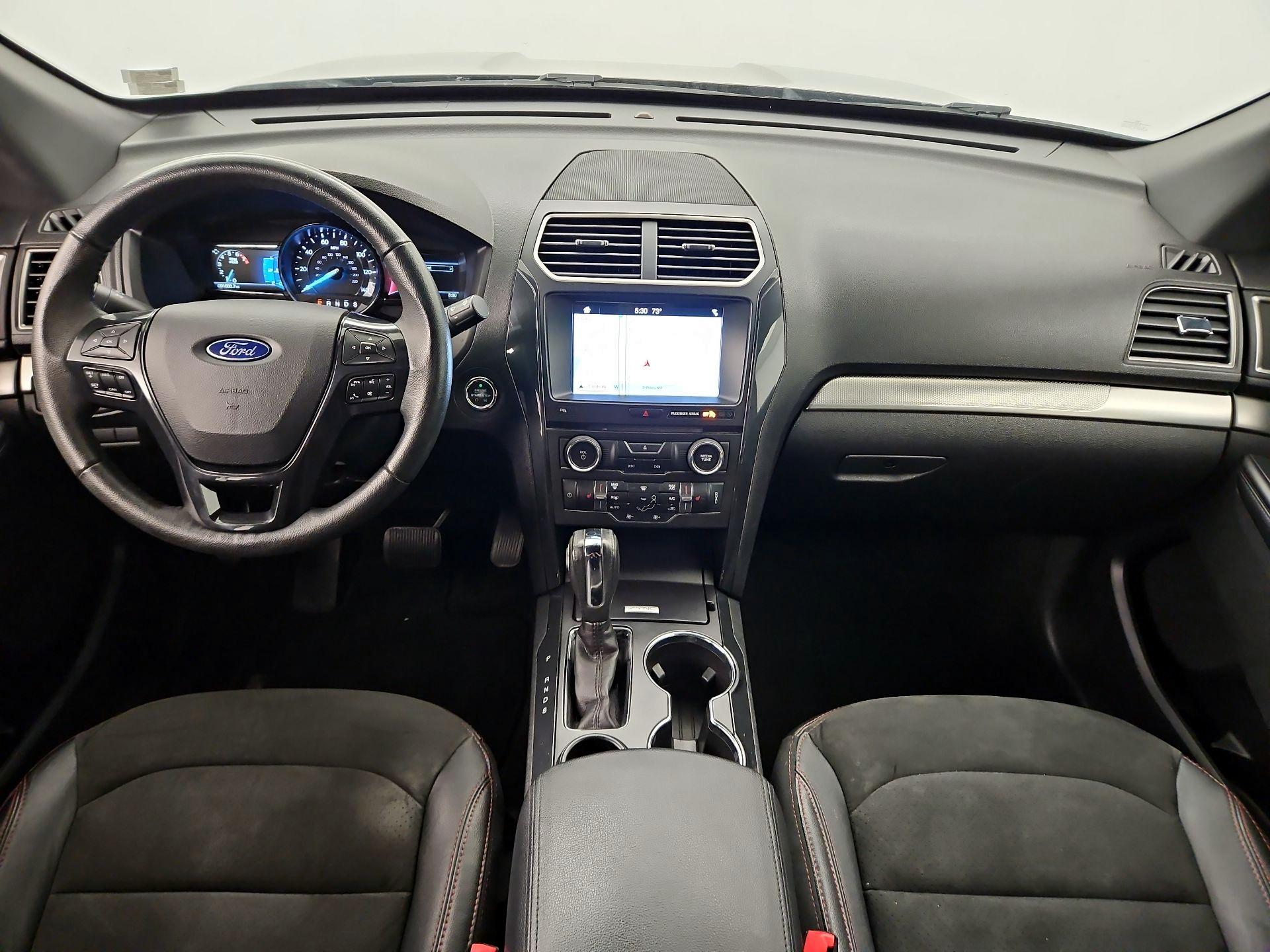 Thumbnail: 2018 Ford Explorer - 9
