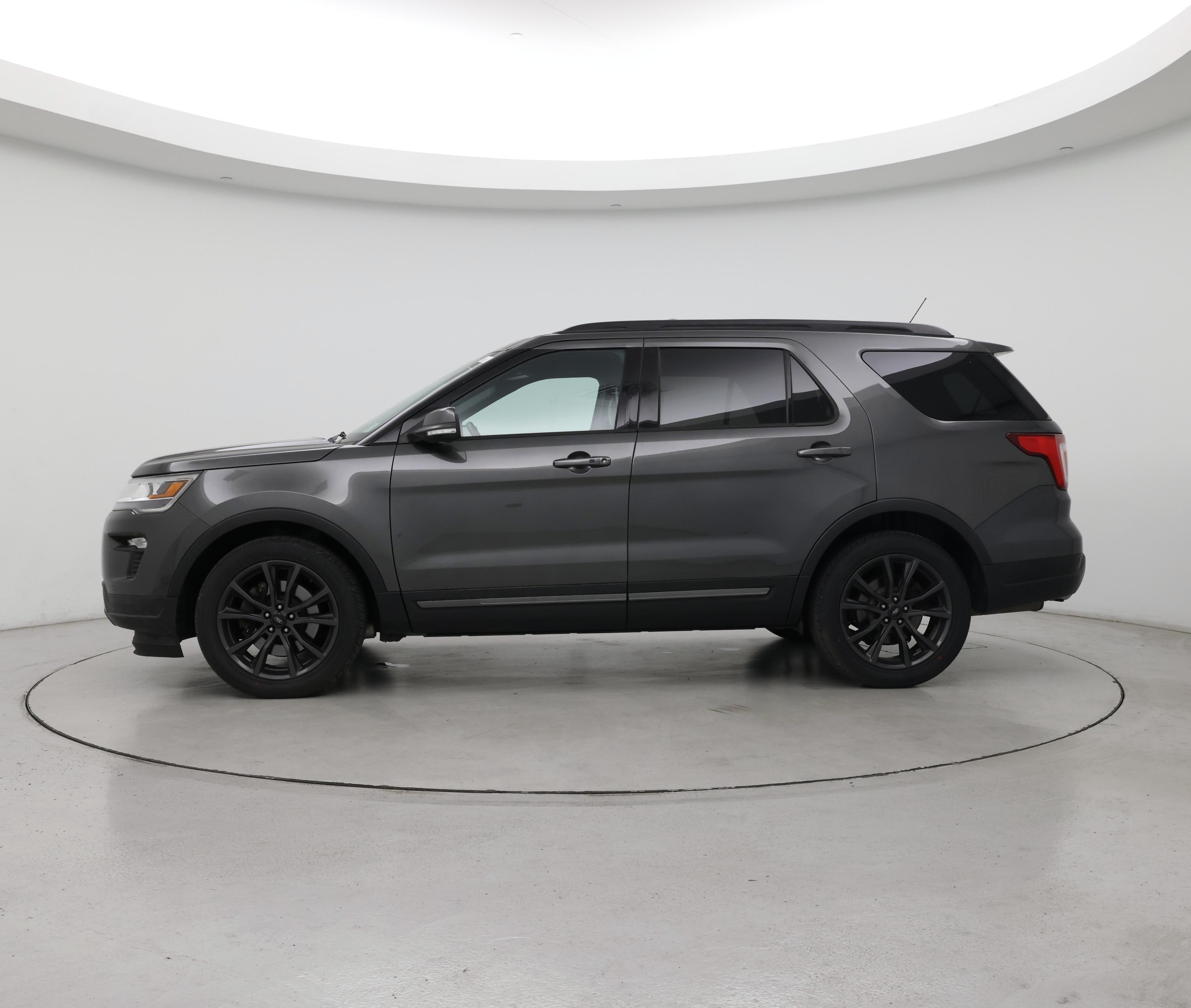 Thumbnail: 2018 Ford Explorer - 3
